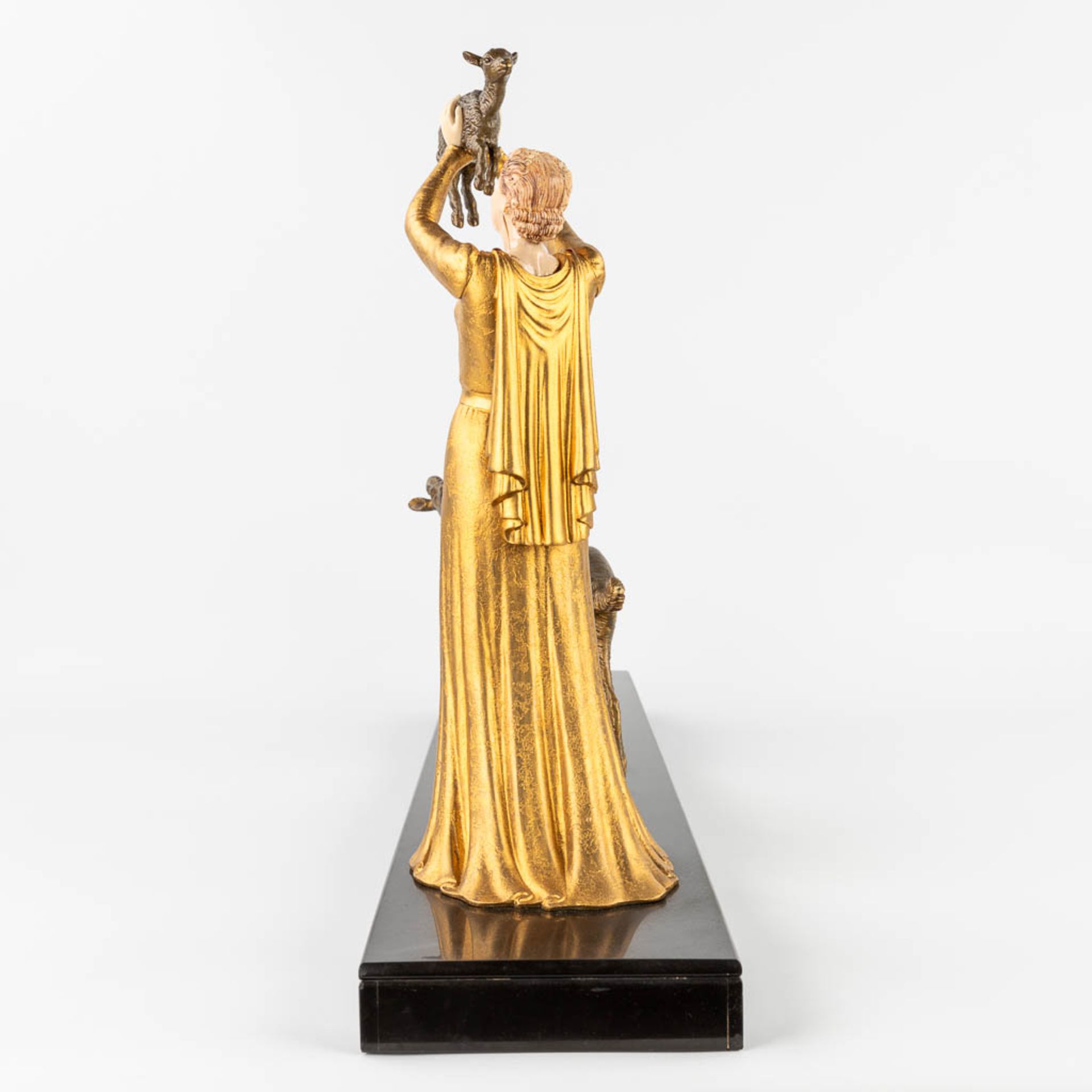 Lady with 3 goats, a statue made in art deco style (L:16,5 x W:85 x H:48,5 cm) - Bild 7 aus 13