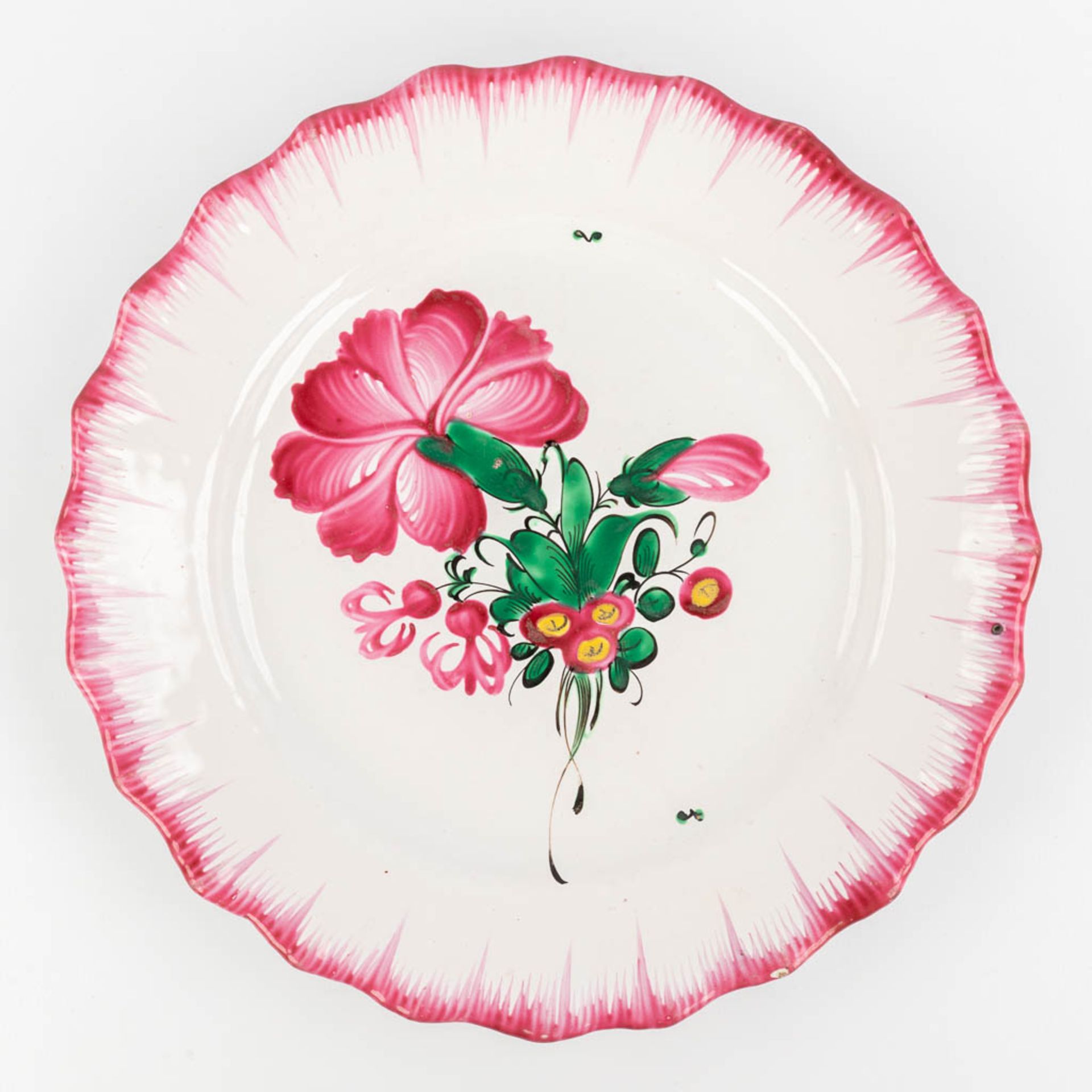 Faience De l'Est, a large collection of 24 plates with hand-painted flower decor. (D:22,5 cm) - Bild 9 aus 28