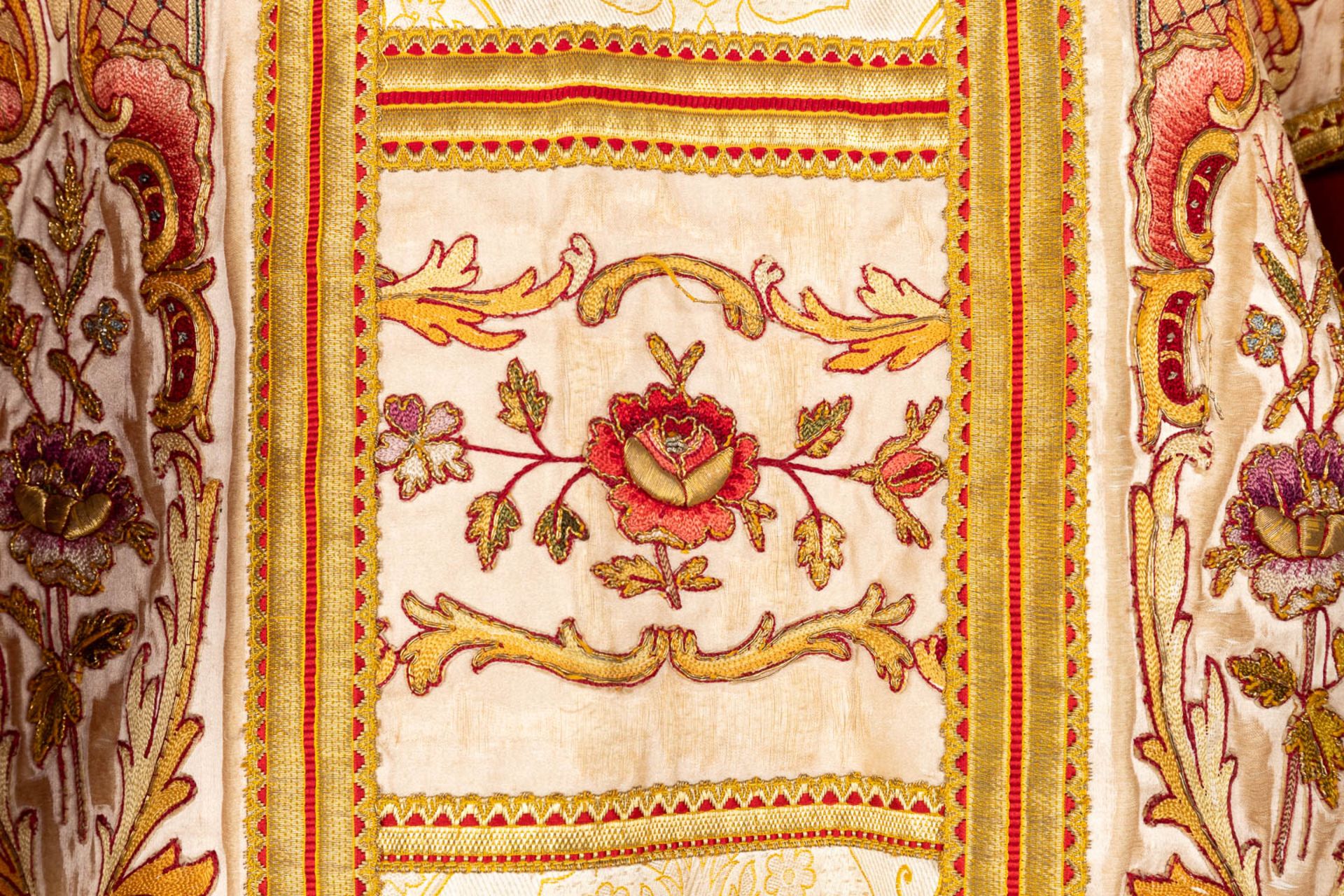 A Roman Chasuble and two Dalmatics, decorated with thick gold thread and embroidery in floral motive - Image 11 of 23