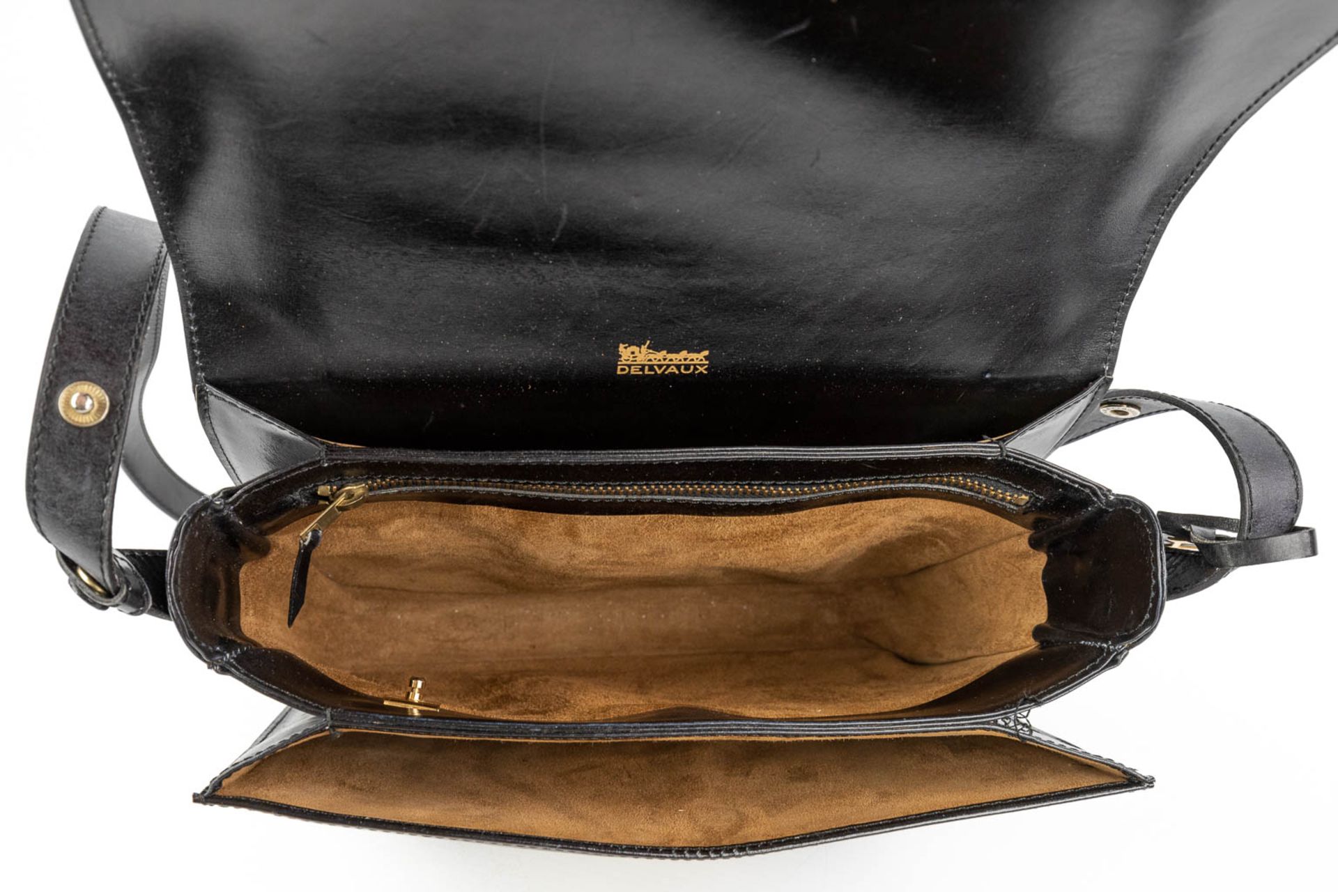 Delvaux, model Bourgogne a vintage handbag made of black leather with gold-plated hardware. (W:26 x - Image 11 of 17