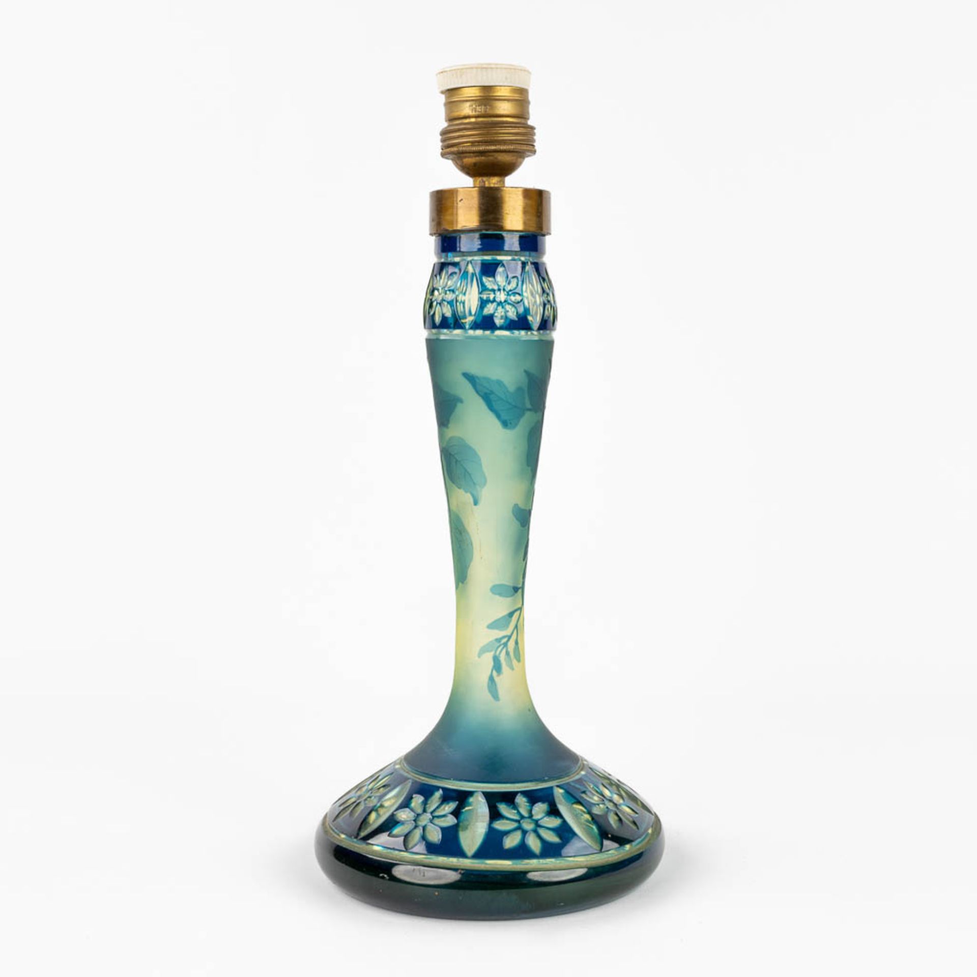 Val Saint Lambert, a pate de verre table lamp with green and blue floral decor. (H:32 x D:14 cm) - Bild 5 aus 14