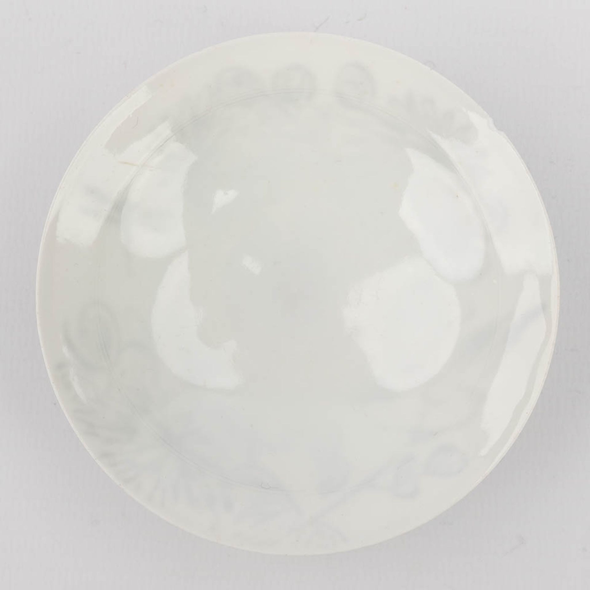 A large collection of bowls and saucers, eggshell porcelain, Japan, 20th C. (H:9 x D:9 cm) - Image 18 of 24