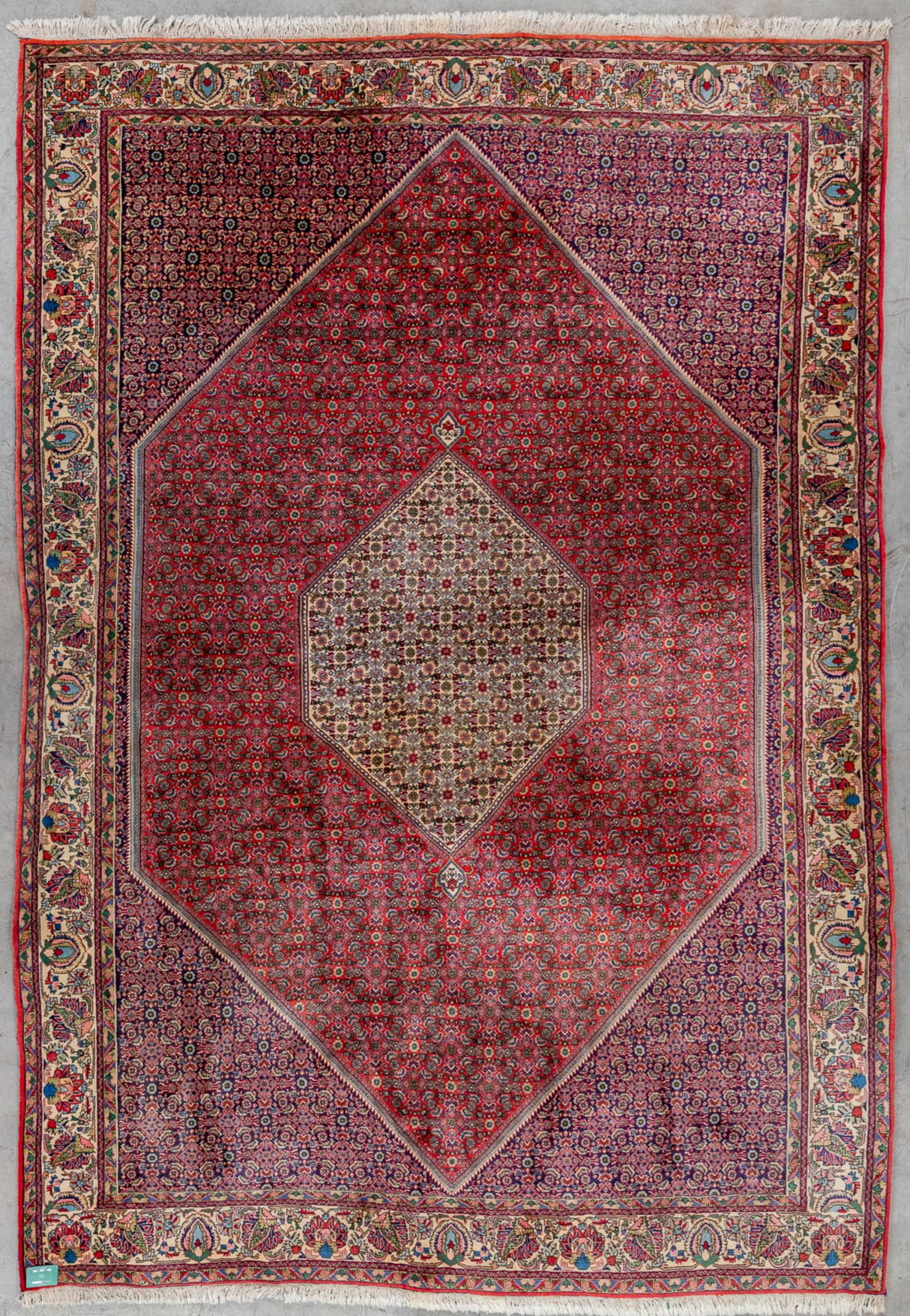 An oriental hand-made carpet, Bidjar. (L:339 x W:232 cm) - Image 7 of 8