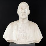 AndrŽ FONTAINE (XIX-XX) 'Buste of a Cardinal' a statue made of sculptured Carrara marble. (H:60cm)