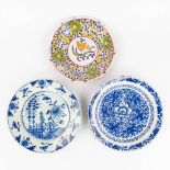 A collection of 3 antique plates, of which 2 are made in Delft, the other probably France. (D:35 cm)
