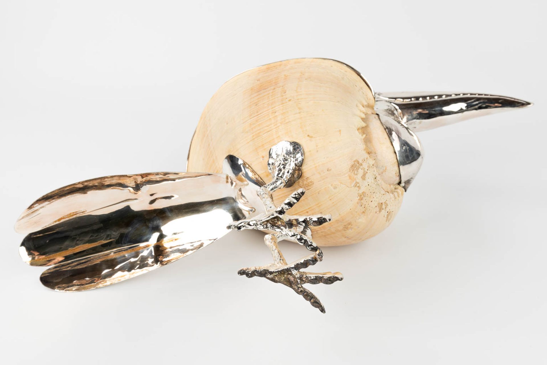 Gabriella BINAZZI (XX-XXI) 'Toucan' a bird made of silver-plated metal and a sea shell. (L:20 x W:4 - Image 11 of 13