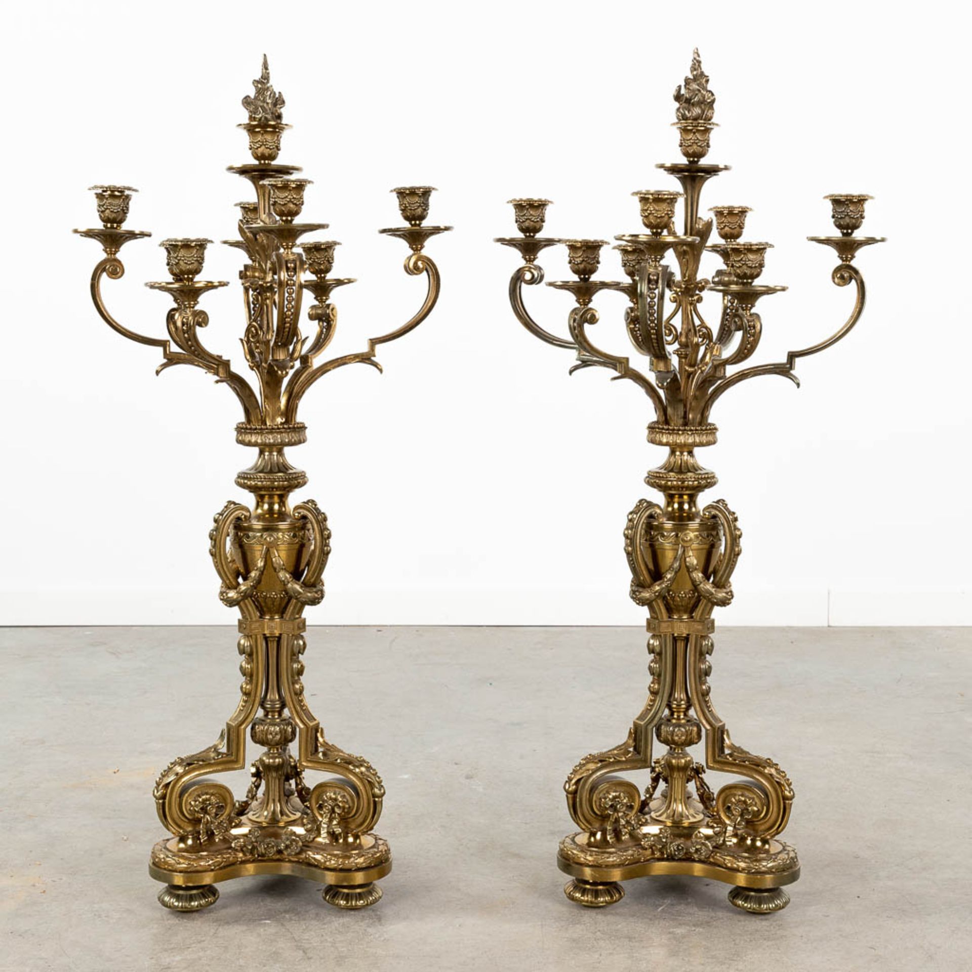 A pair of large neoclassical candelabra made of polished bronze. (L:30 x W:30 x H:90 x D:42,5 cm) - Image 5 of 12