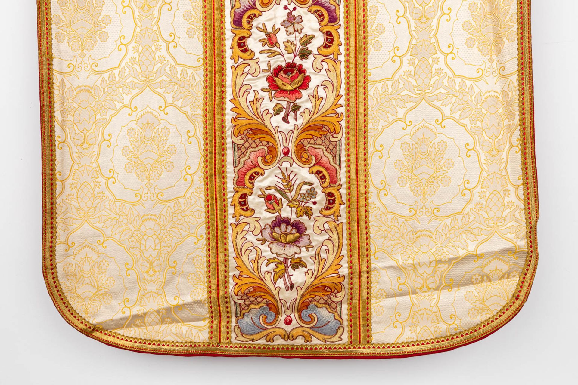 A Roman Chasuble and two Dalmatics, decorated with thick gold thread and embroidery in floral motive - Image 8 of 23