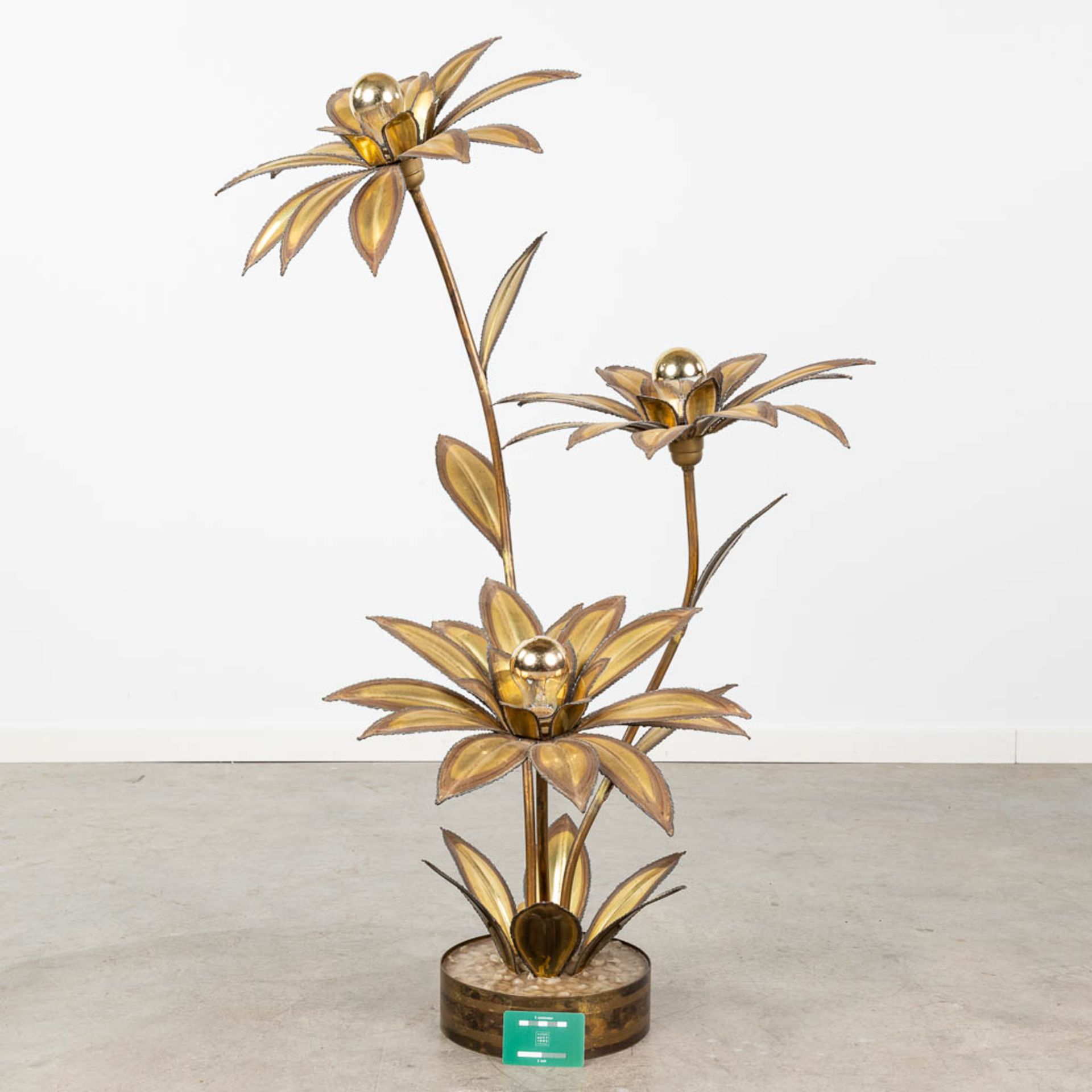 Maison Janssen, a table lamp made of metal flowers. (L:57 x W:68 x H:112 cm) - Image 5 of 15