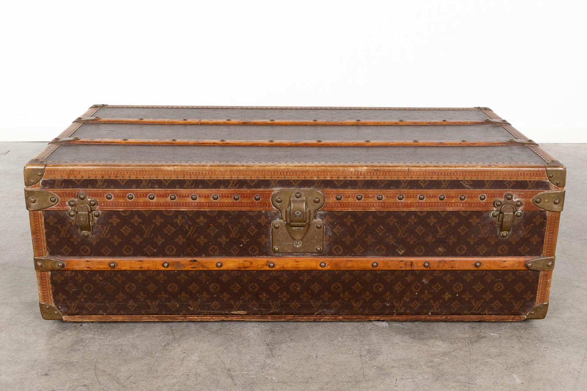 Louis Vuitton, an antique suitcase, marked M.A.L. (L:54 x W:102 x H:34 cm) - Image 3 of 17