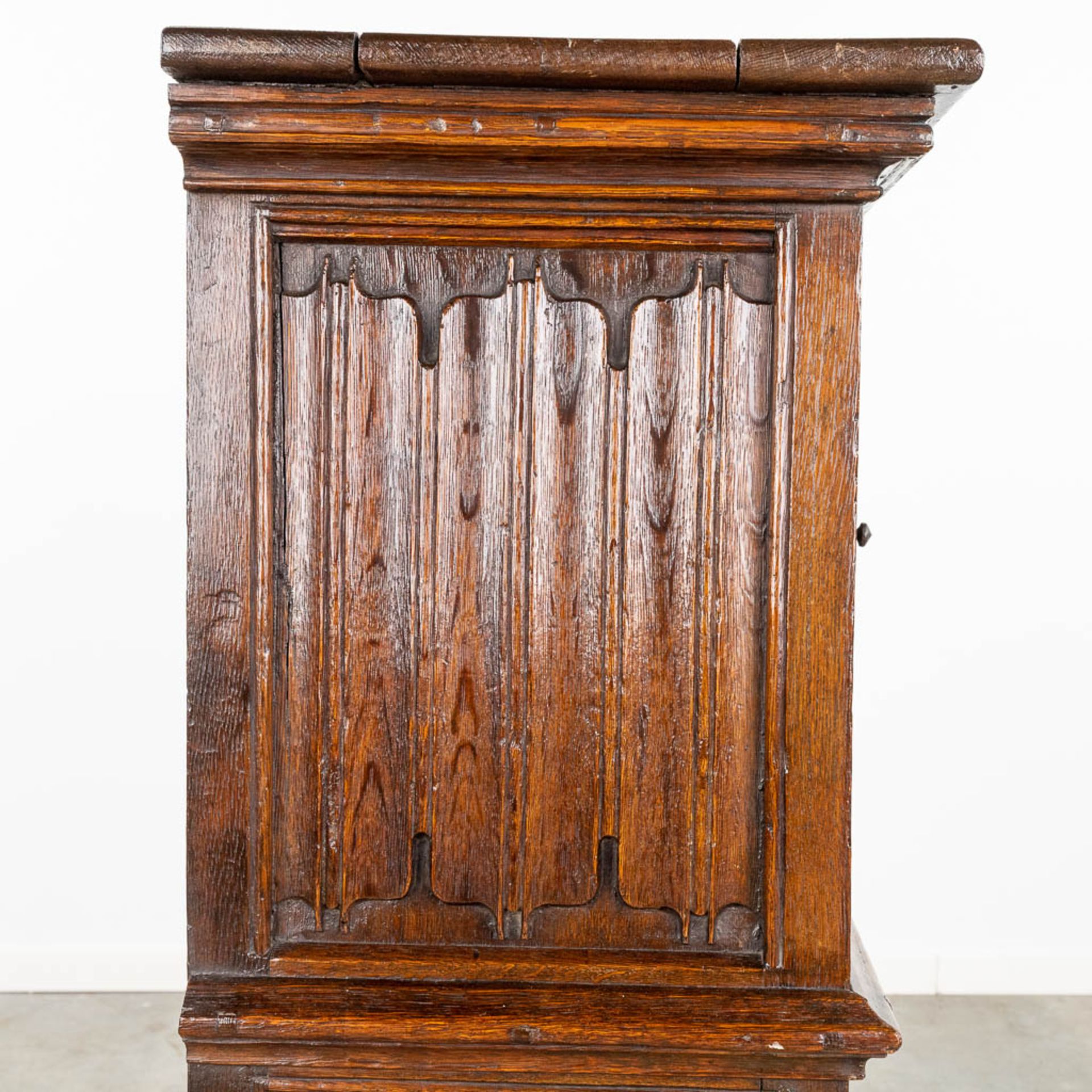 An antique cabinet made in Flemish Renaissance style. Late 17th early 18th C. (L:40 x W:83 x H:118 - Bild 15 aus 15