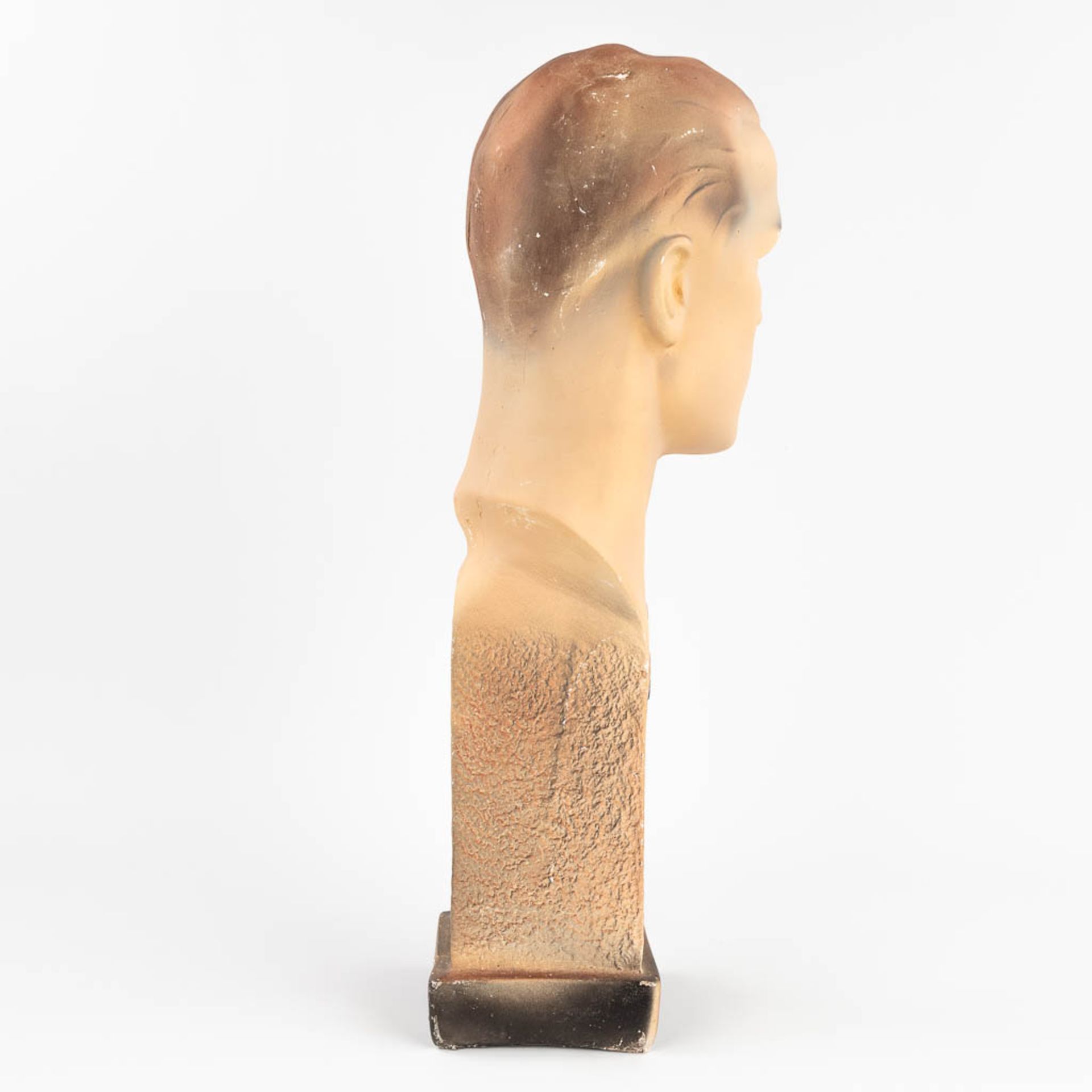 Novita, a men's bust 'Harley Sport', moulded and polychrome plaster. (L:18,5 x W:20 x H:58 cm) - Bild 4 aus 13