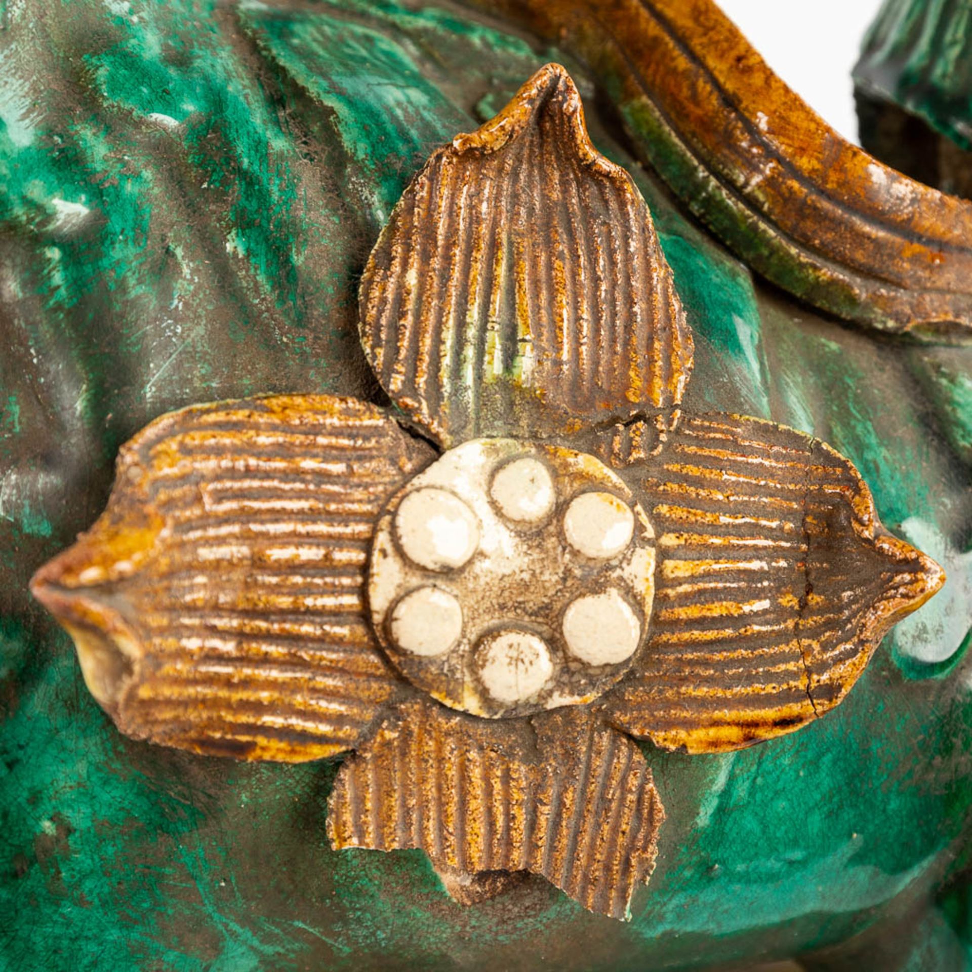 A large foo dog made of glazed stoneware. 20th century. (L:17 x W:38 x H:49 cm) - Image 12 of 15