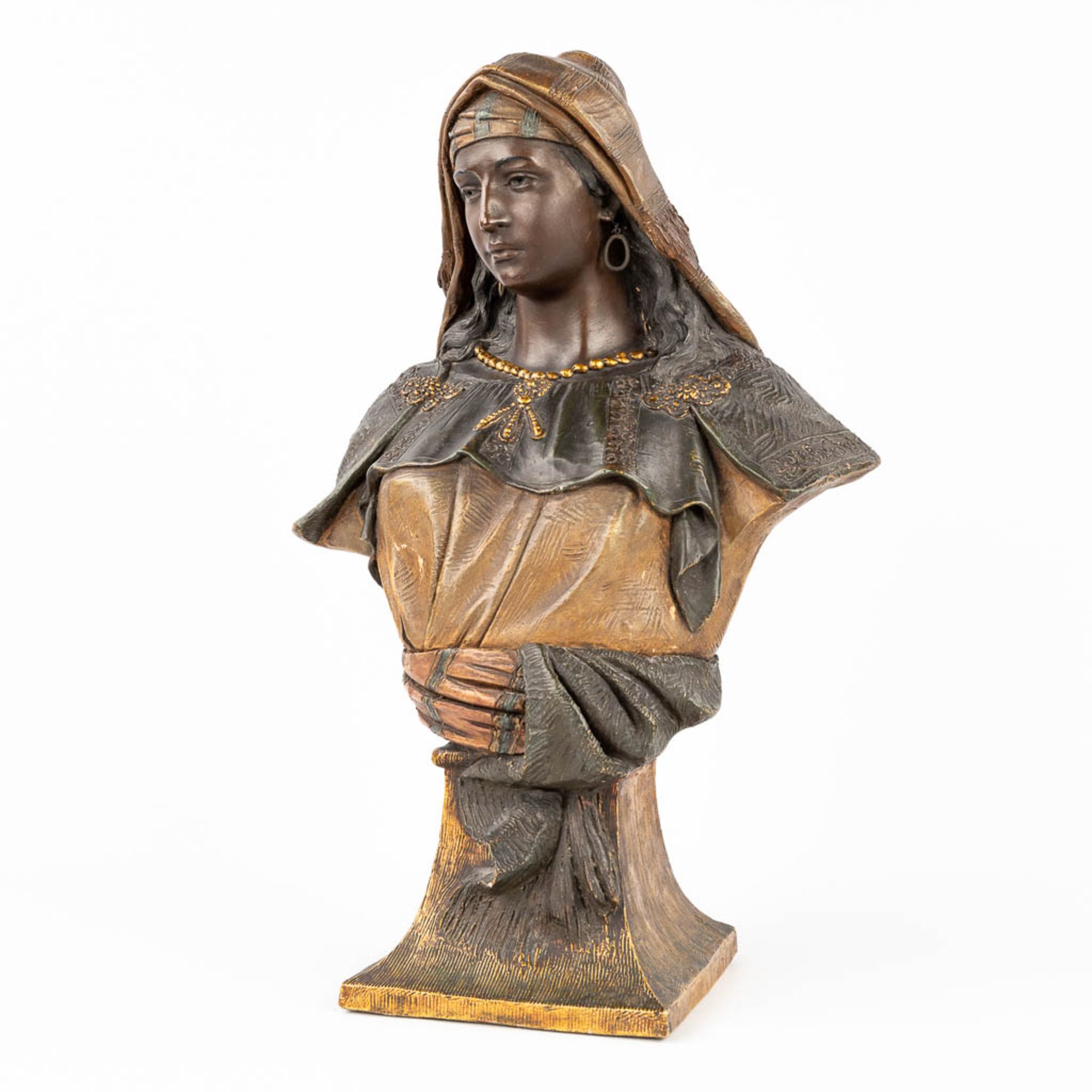 Friedrich GOLDSCHEIDER (1845-1897) 'Bust of a Berber' patinated terracotta. (W:28 x H:44 cm) - Image 7 of 13