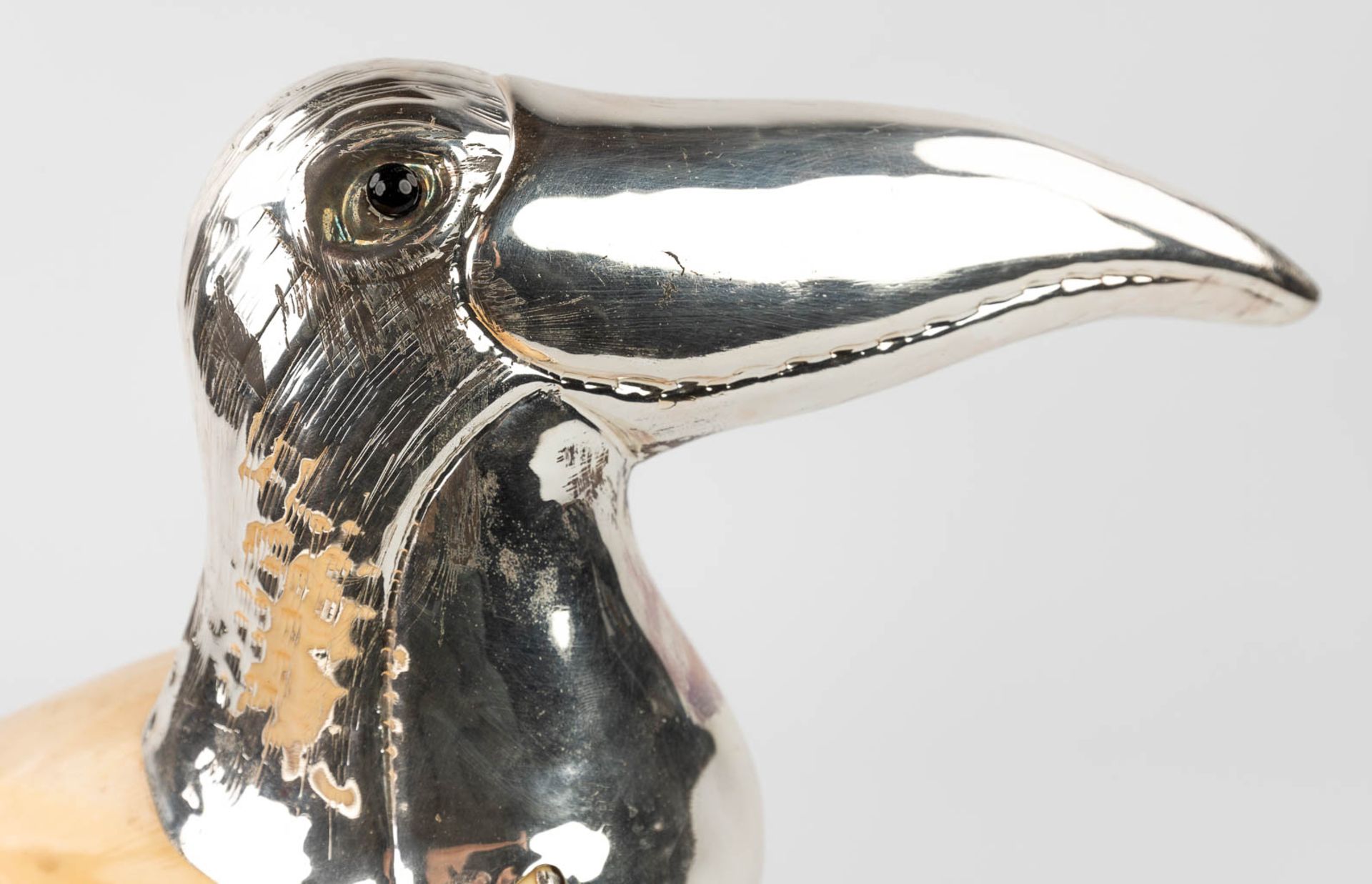 Gabriella BINAZZI (XX-XXI) 'Toucan' a bird made of silver-plated metal and a sea shell. (L:20 x W:4 - Image 9 of 13