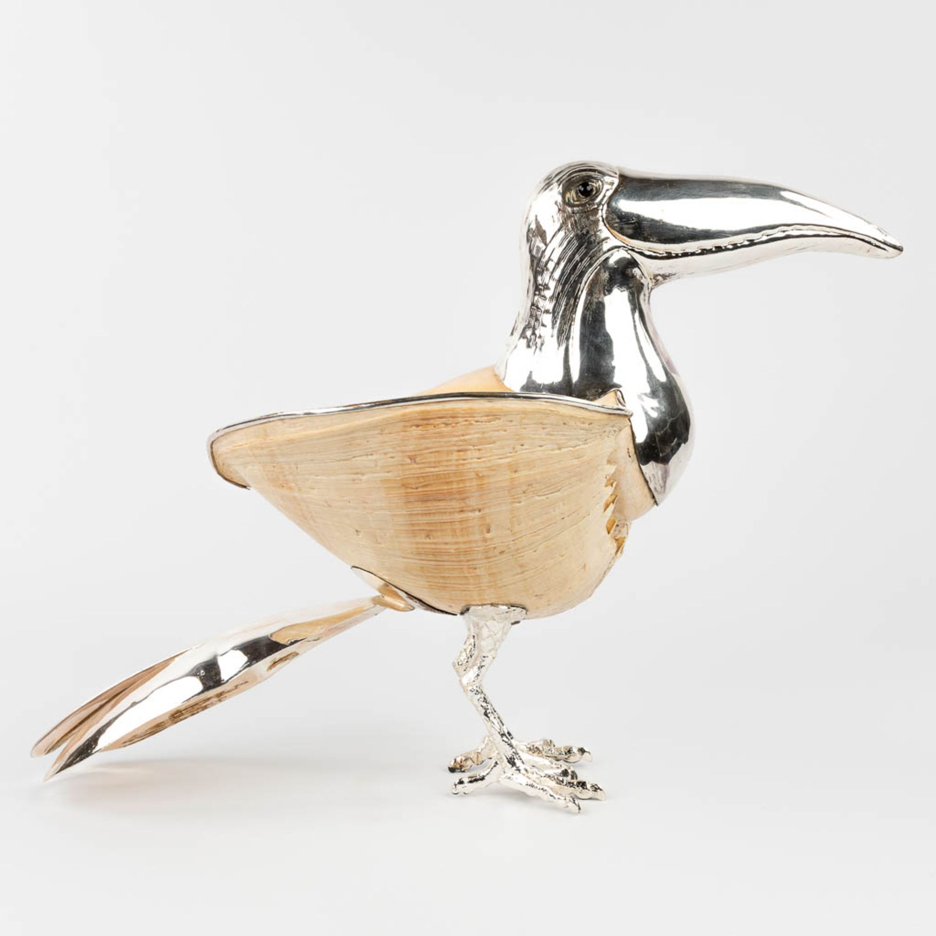 Gabriella BINAZZI (XX-XXI) 'Toucan' a bird made of silver-plated metal and a sea shell. (L:20 x W:4 - Image 6 of 13