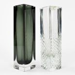 A collection of 2 Somerso vases, made in Murano, Italy. (L:6,5 x W:6,5 x H:25,5 cm)