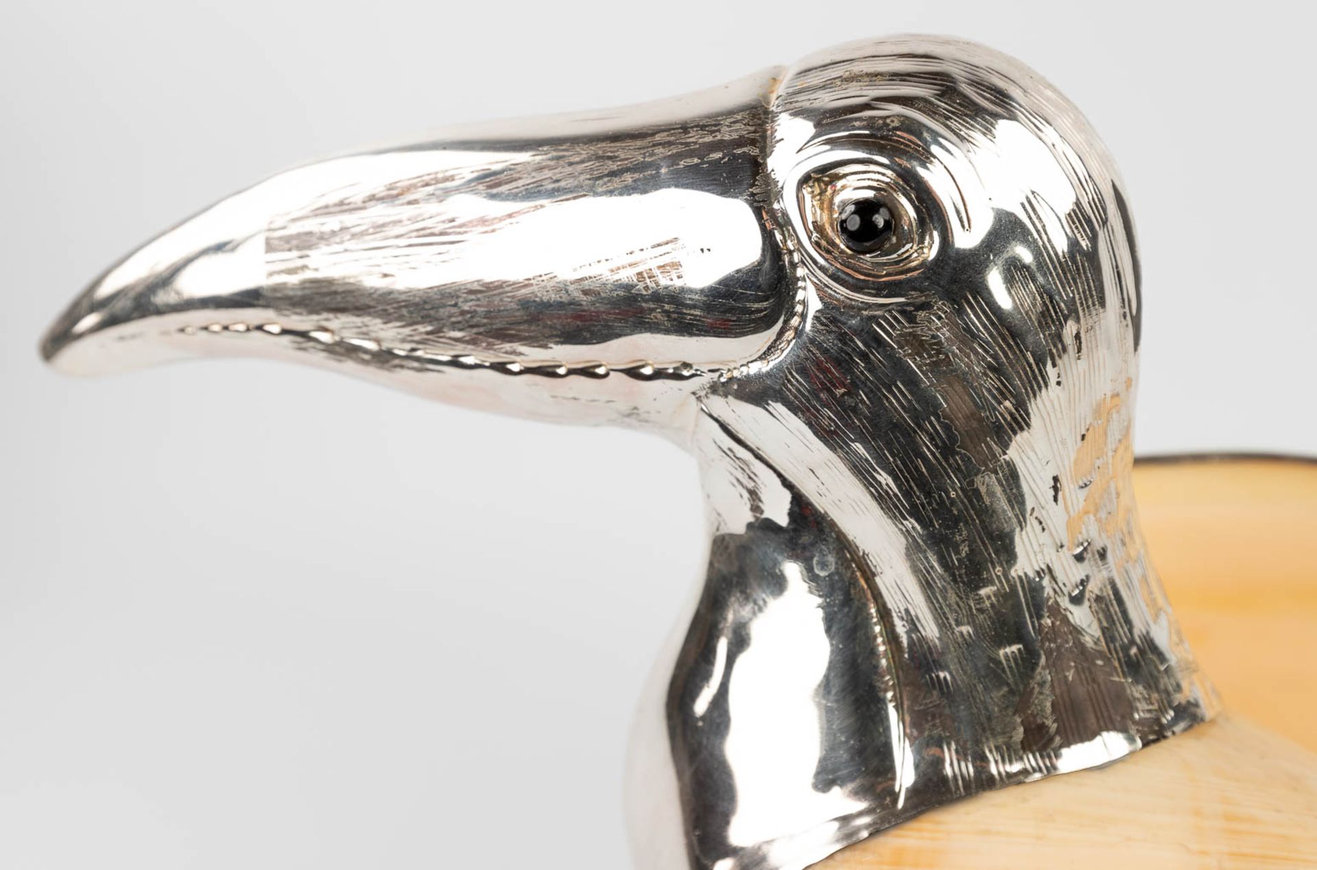 Gabriella BINAZZI (XX-XXI) 'Toucan' a bird made of silver-plated metal and a sea shell. (L:20 x W:4 - Image 12 of 13