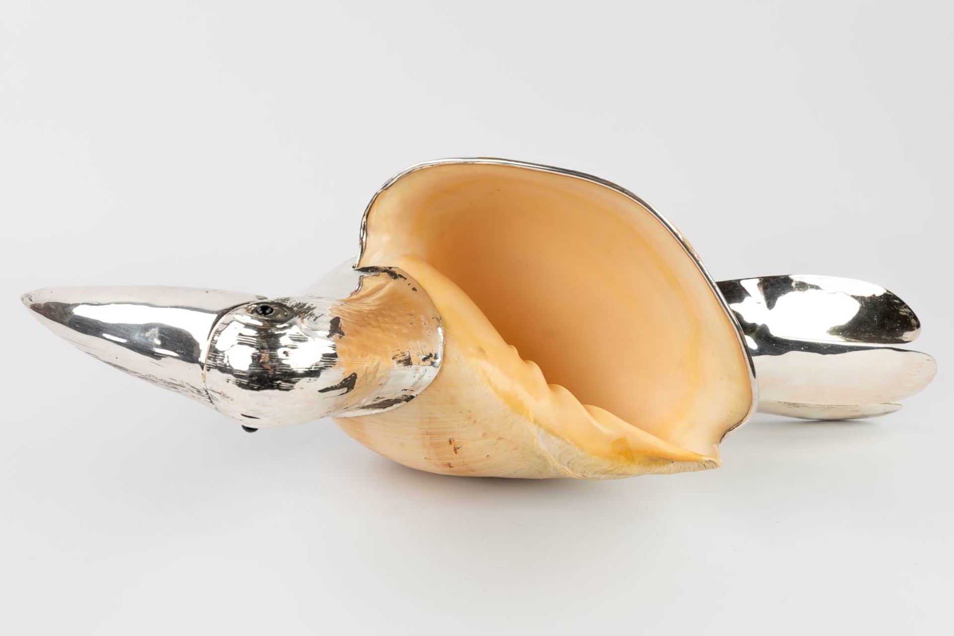 Gabriella BINAZZI (XX-XXI) 'Toucan' a bird made of silver-plated metal and a sea shell. (L:20 x W:4 - Bild 3 aus 13