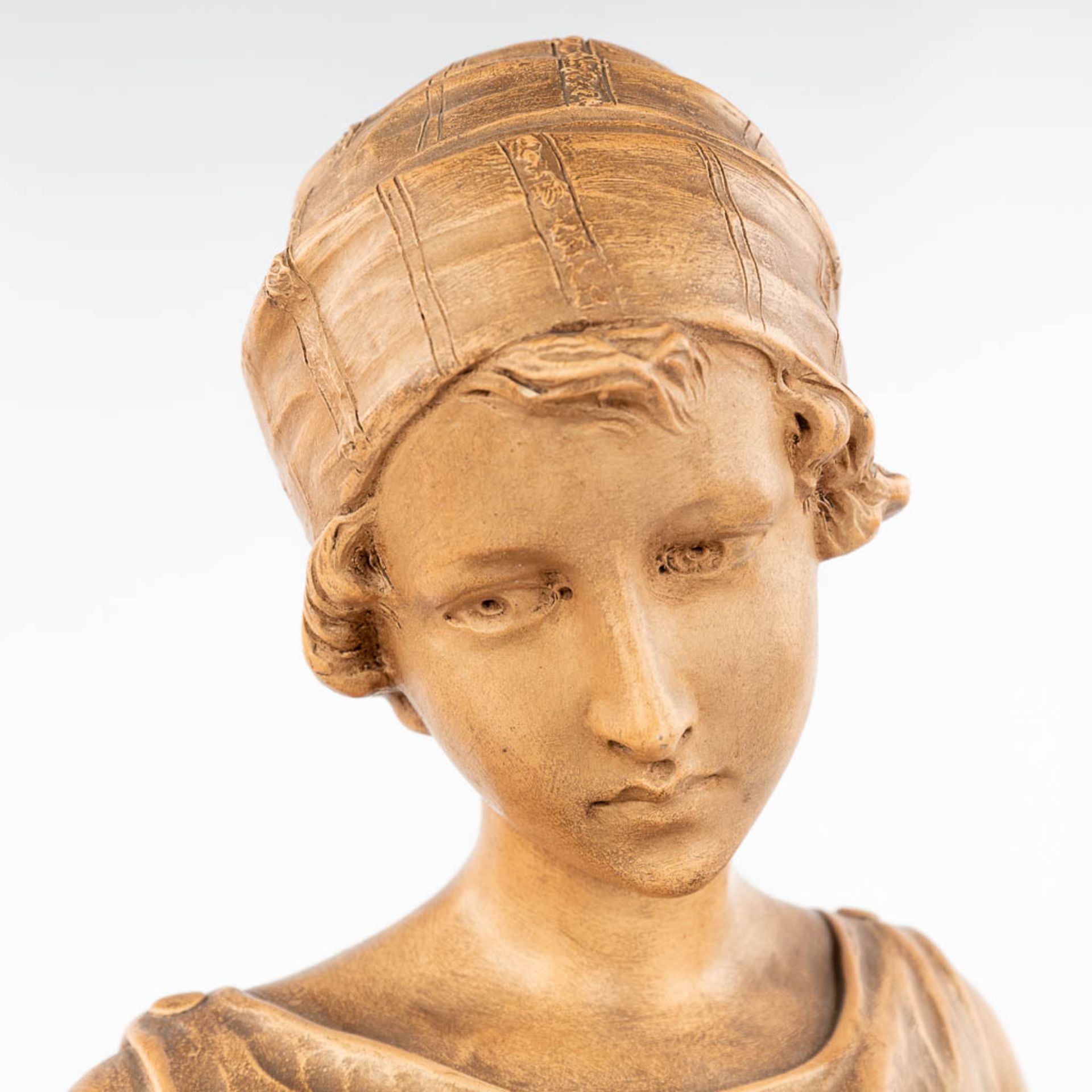 Richard AURILI (1834-c.1914) 'The Water carrier,' a figurine made of terracotta. (H:75,5 cm) - Image 4 of 12