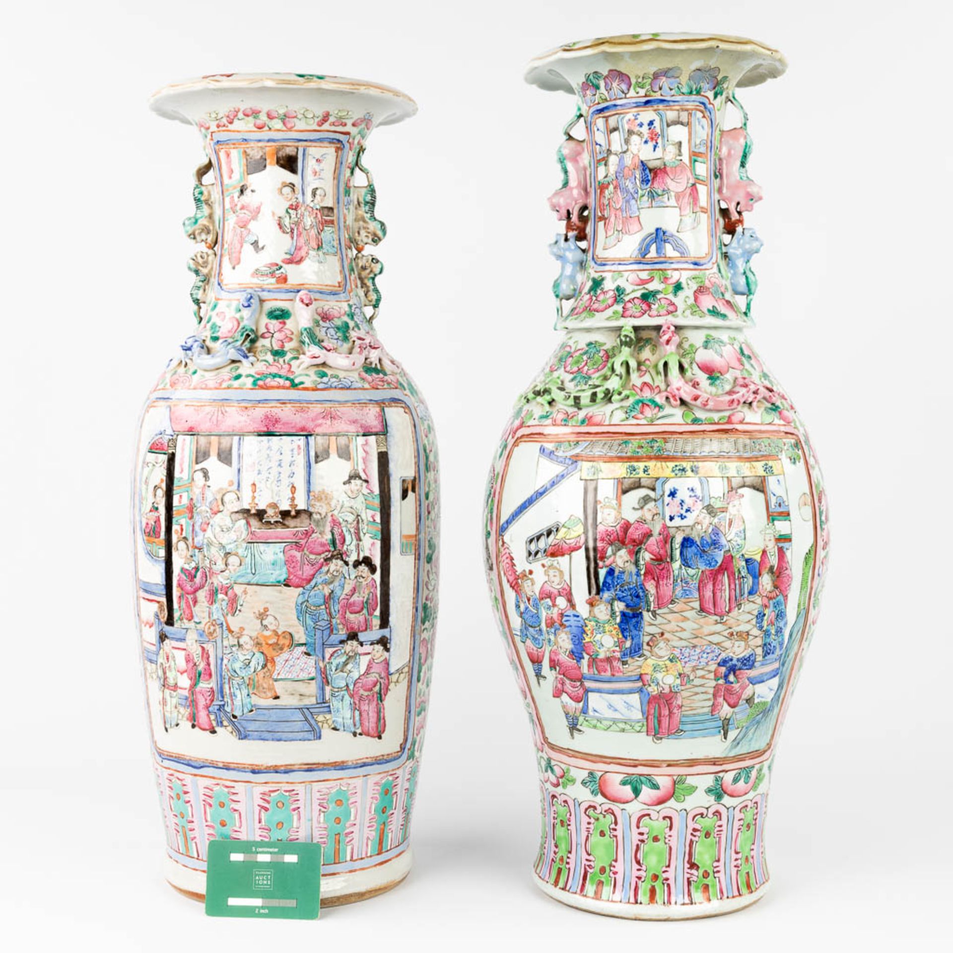 A collection of 2 Chinese vases, Famille rose. 19th/20th C. (H:65 cm) - Image 2 of 21
