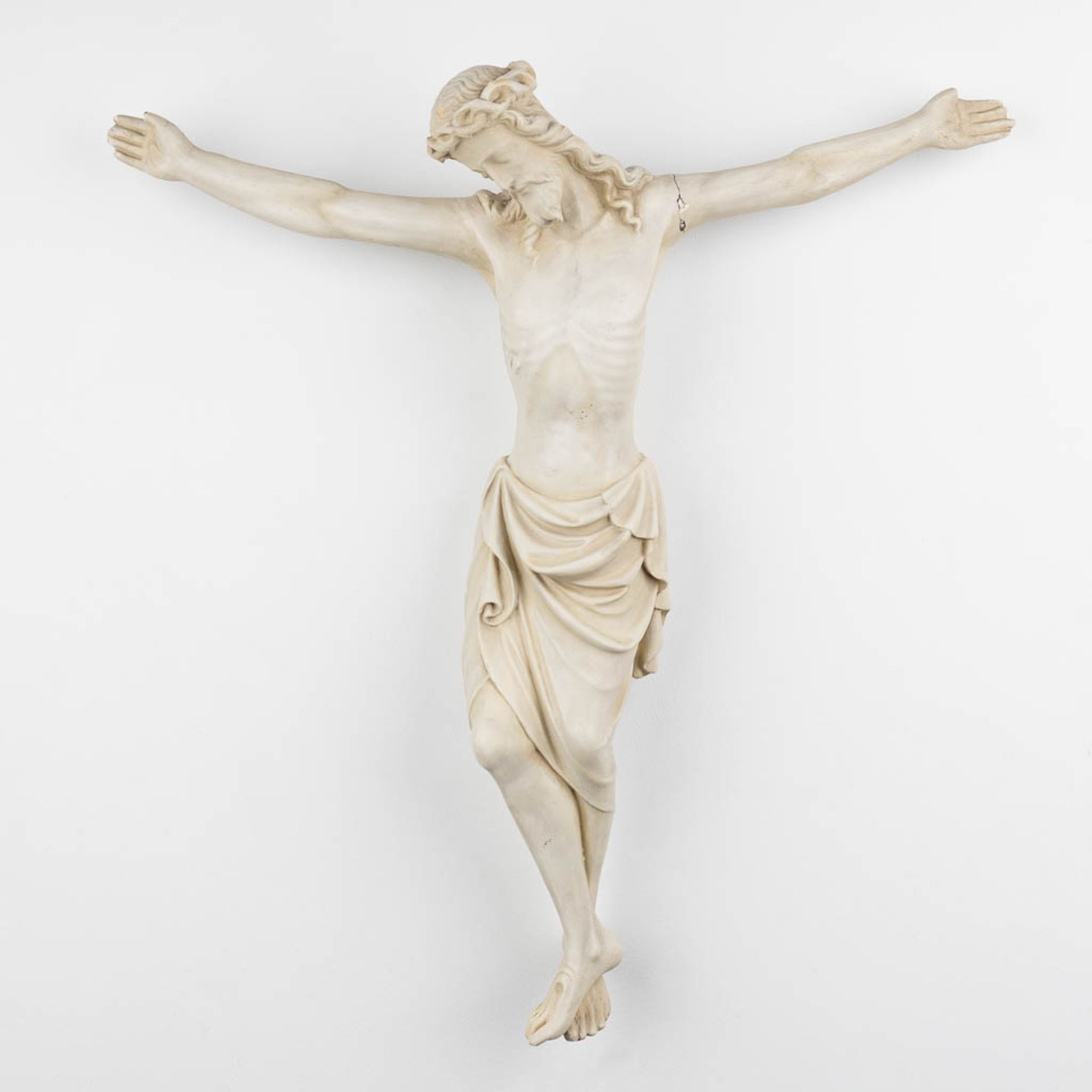 A 'Corpus Christi' made of patinated plaster, 20th C. (W:80 x H:83 cm)