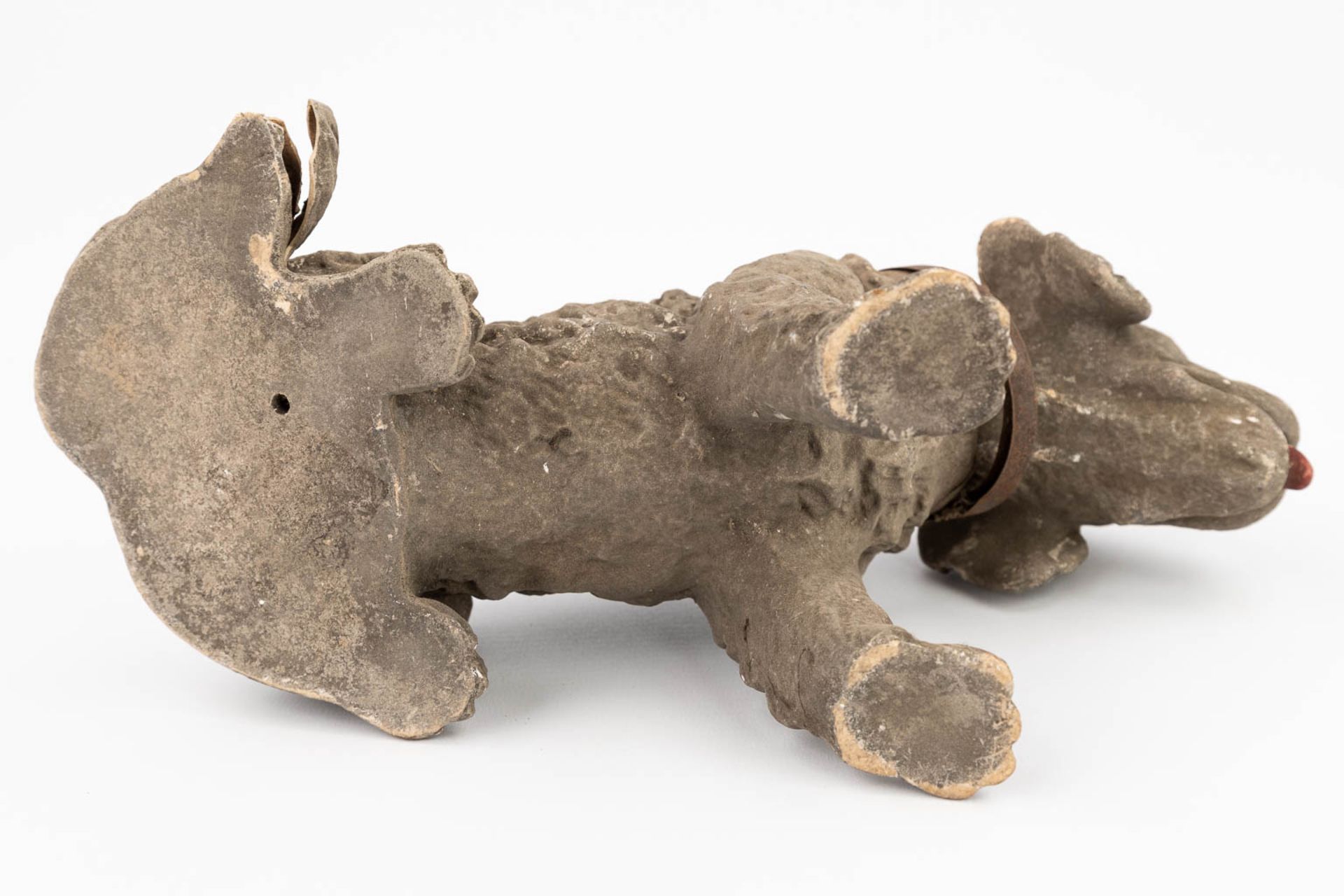 An antique 'Nodding Dog', papier machŽ. Circa 1900. (W:25 x H:17 cm) - Image 13 of 13