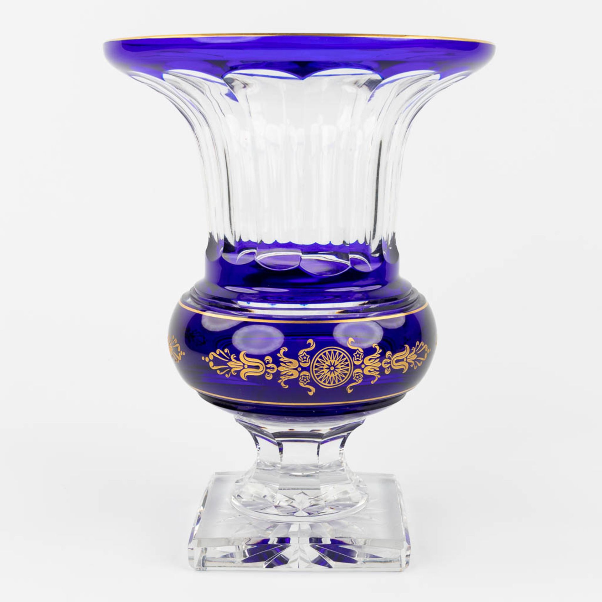 Val Saint-Lambert, a vase made of cut crystal with gilt decor (H:34 x D:25,6 cm) - Bild 4 aus 14