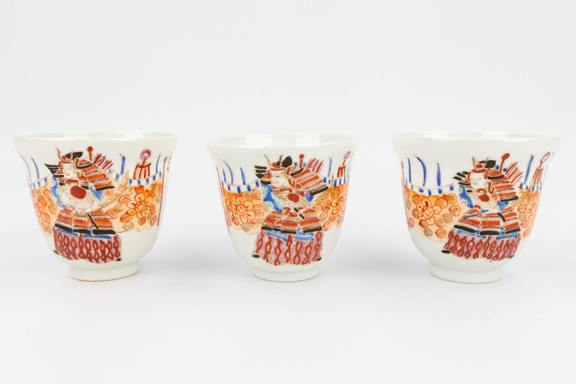 A large collection of bowls and saucers, eggshell porcelain, Japan, 20th C. (H:9 x D:9 cm) - Image 19 of 24