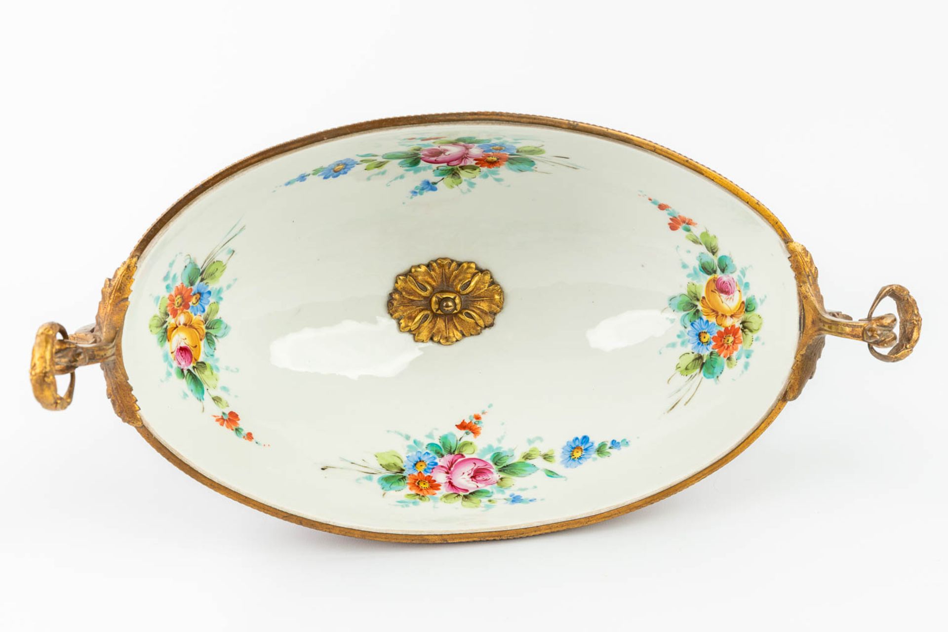 Limoges, a large bowl on a stand, with hand-painted decor. (L:20 x W:37 x H:31 cm) - Image 7 of 16