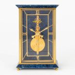 Jaeger Le Coultre, a table clock made of Lapis Lazuli and brass (L:4,5 x W:7,5 x H:12 cm)