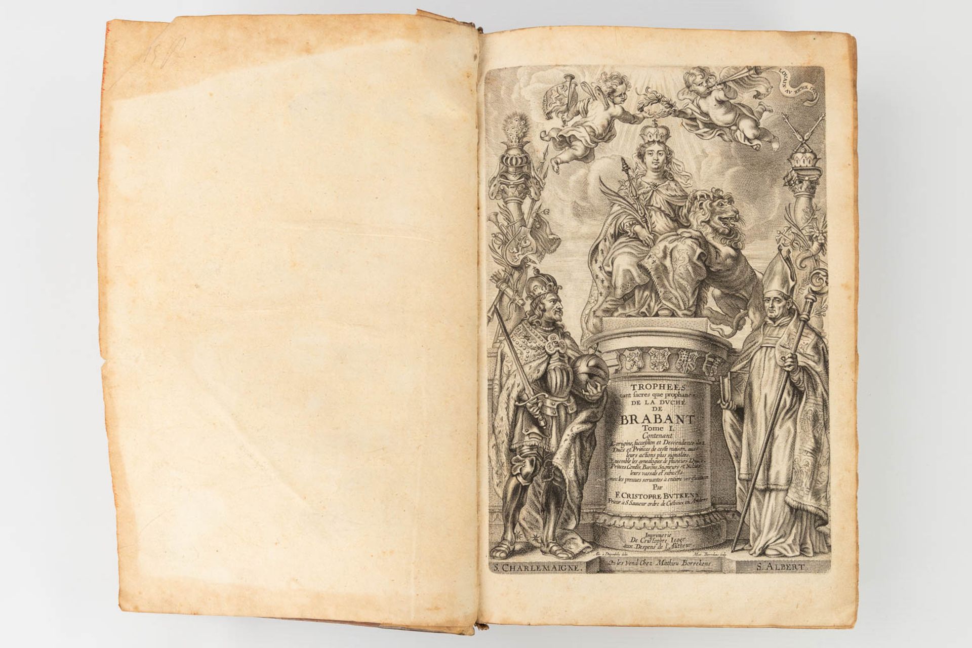 Christophe Butkens 'TrophŽes tant sacrŽs que profanes du duchŽ de Brabant' 1726 (W:22,5 x H:35 cm - Image 13 of 18