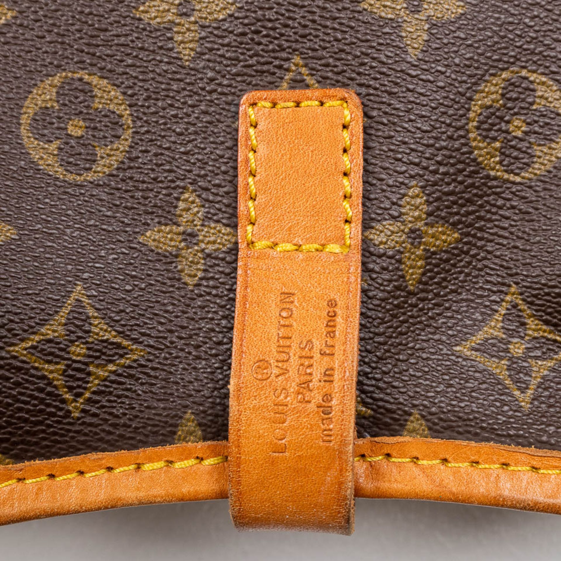 Louis Vuitton, a vintage costume storage bag made of leather. (H:123 cm) - Image 16 of 18