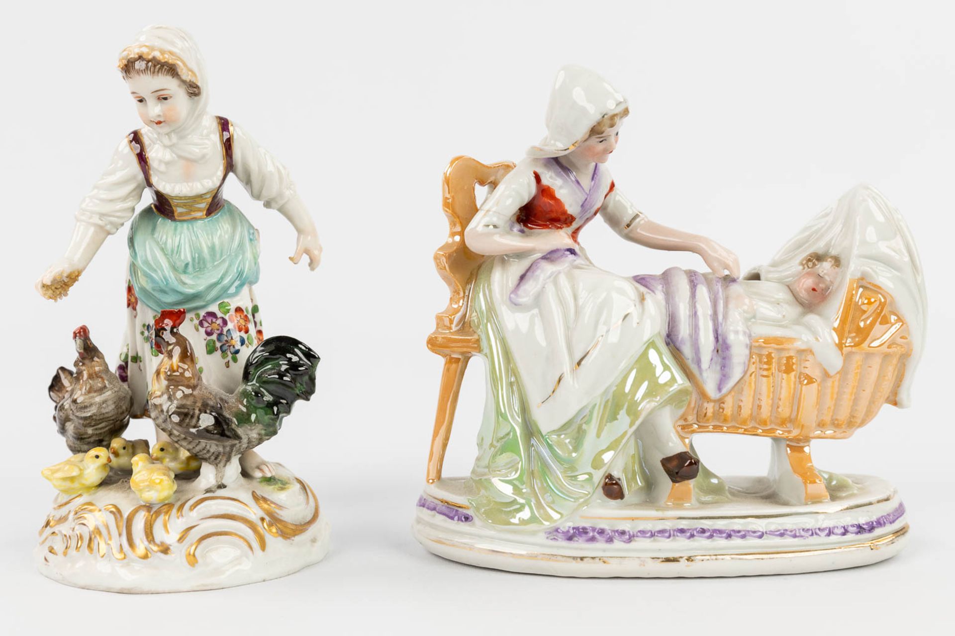 Volkstedt, a collection of 2 figurines made of porcelain in Germany. (H:13 cm) - Image 11 of 14