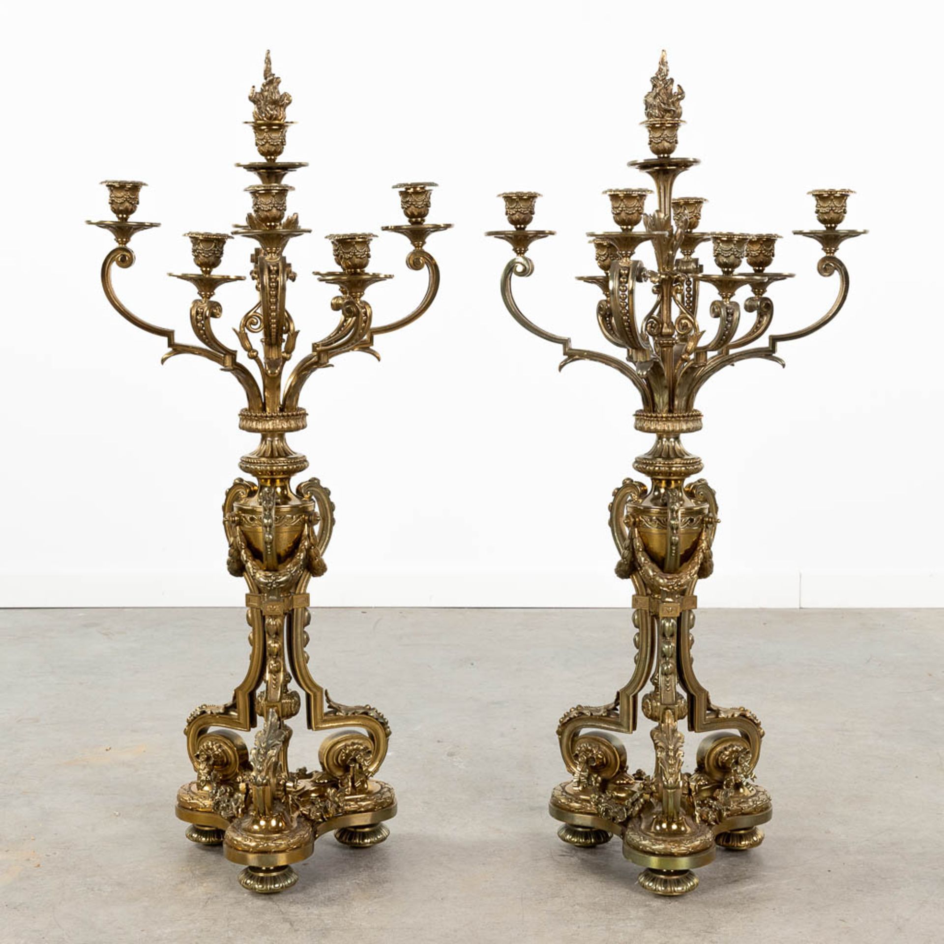 A pair of large neoclassical candelabra made of polished bronze. (L:30 x W:30 x H:90 x D:42,5 cm) - Image 3 of 12