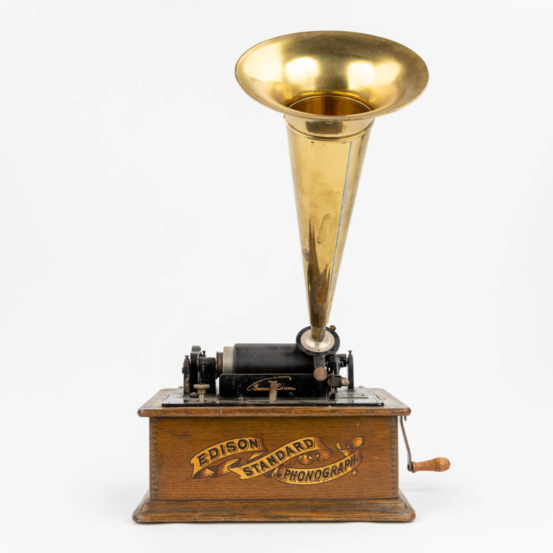 Edison Standard Phonograph, A vintage phonograph with a large copper horn, in a wood box. (W:40 x H: - Bild 2 aus 17