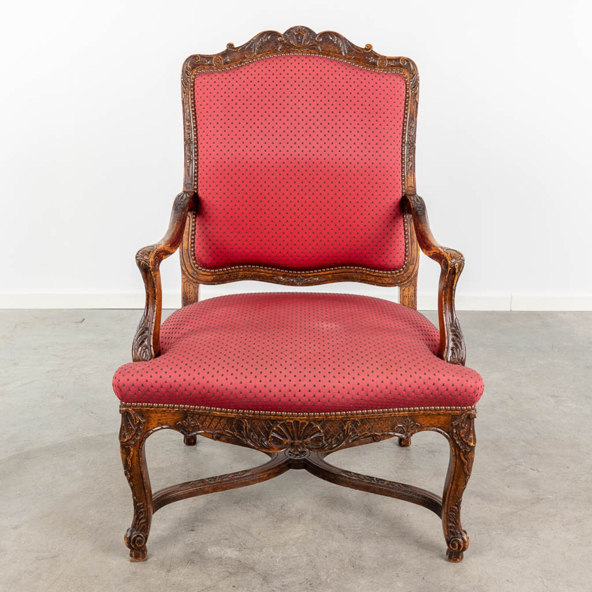 An armchair finished with red fabric and wood sculptures in Louis XV style. (L:73 x W:72 x H:108 cm - Image 11 of 13