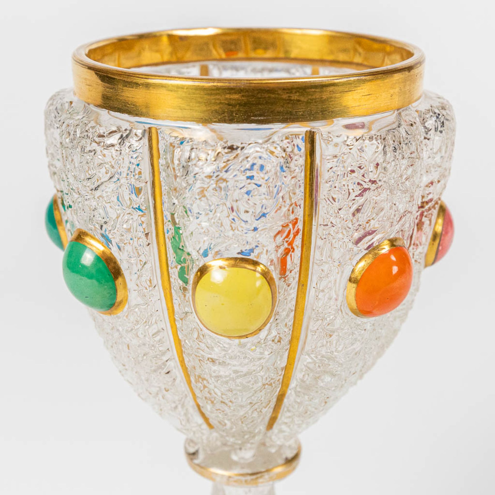 An exceptional set of goblets and glassware, Bohemia, end of the 19th/early 20th C. (H:18,5 x D:9 cm - Bild 4 aus 9