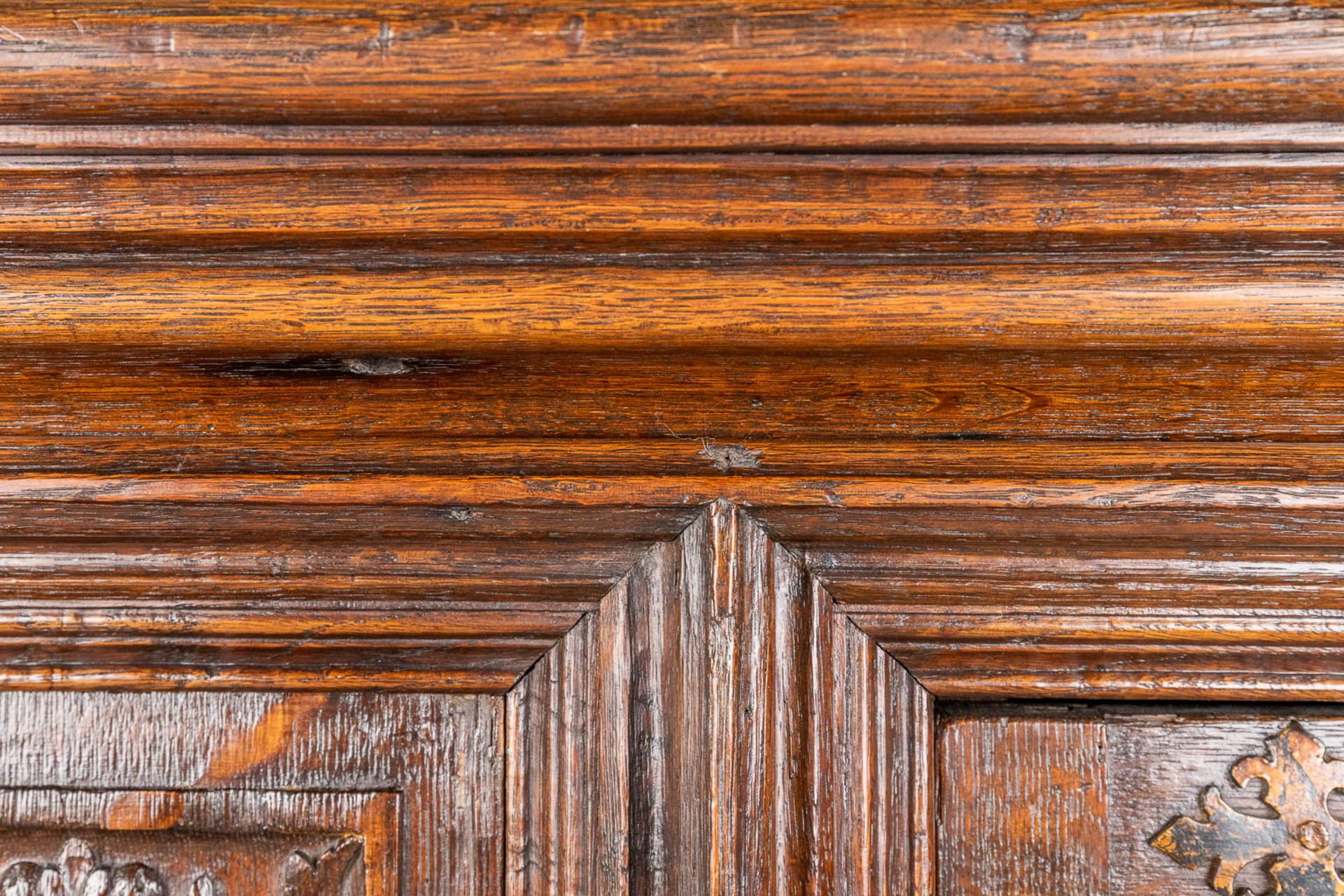 An antique cabinet 'Flemish Renaissance' mounted with bronze and decorated with figurines and floral - Bild 15 aus 26