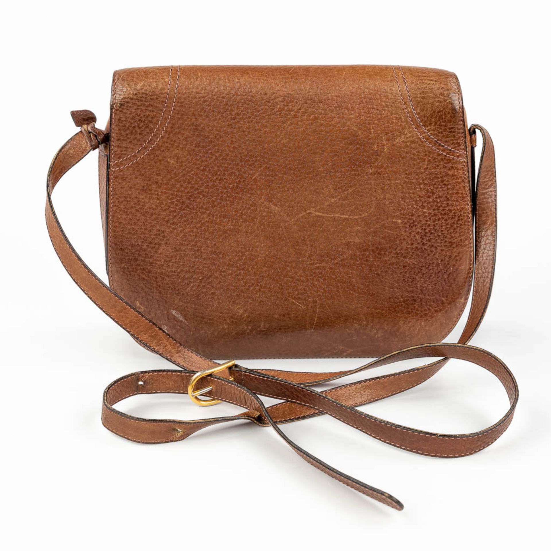 Delvaux, a cross-body handbag made of brown leather. (W:26 x H:22 cm) - Image 8 of 16