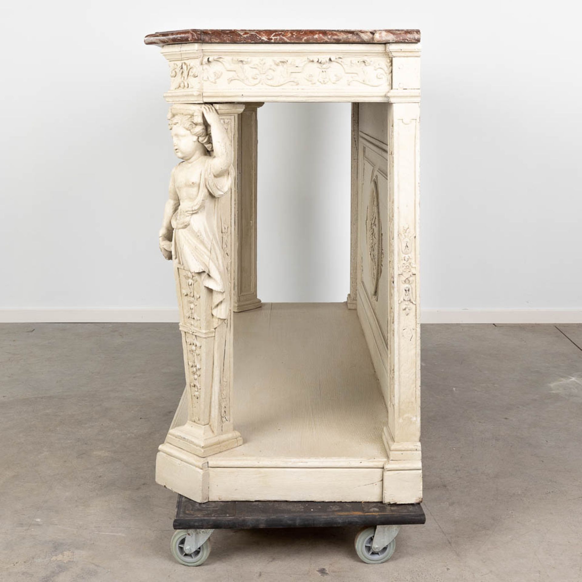 An antique console table with a marble top, patinated. 18th century. (L:66 x W:177 x H:114 cm) - Bild 6 aus 16