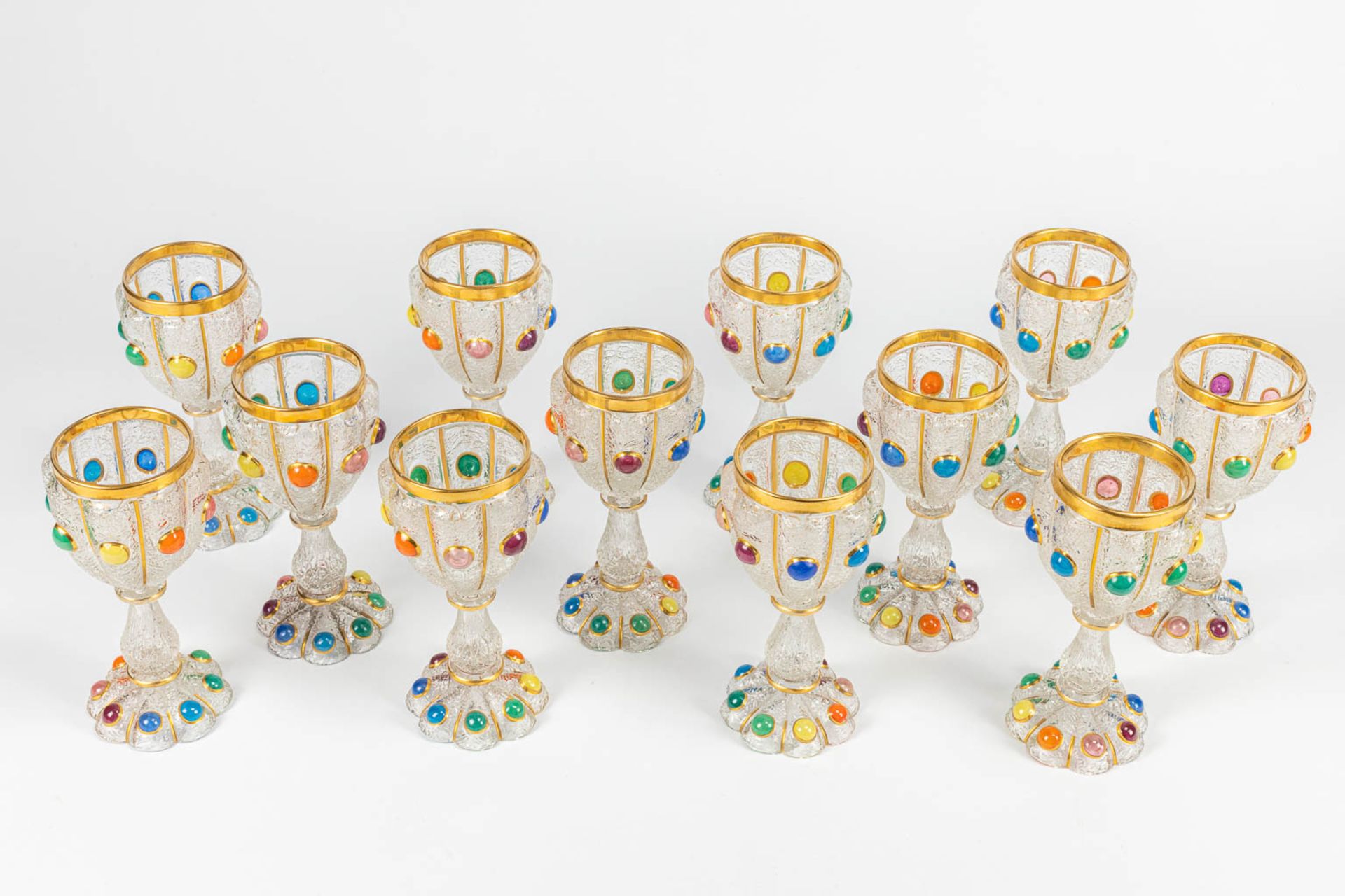 An exceptional set of goblets and glassware, Bohemia, end of the 19th/early 20th C. (H:18,5 x D:9 cm - Bild 6 aus 9