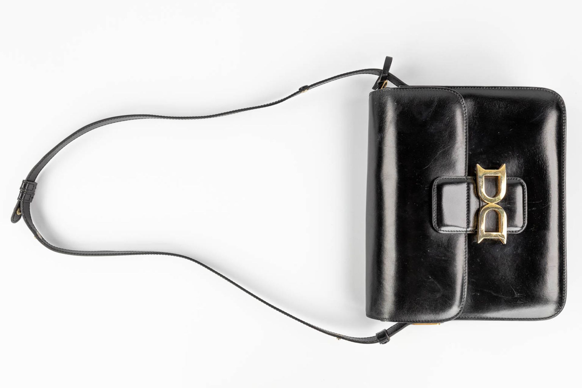 Delvaux, model Bourgogne a vintage handbag made of black leather with gold-plated hardware. (W:26 x - Image 3 of 17