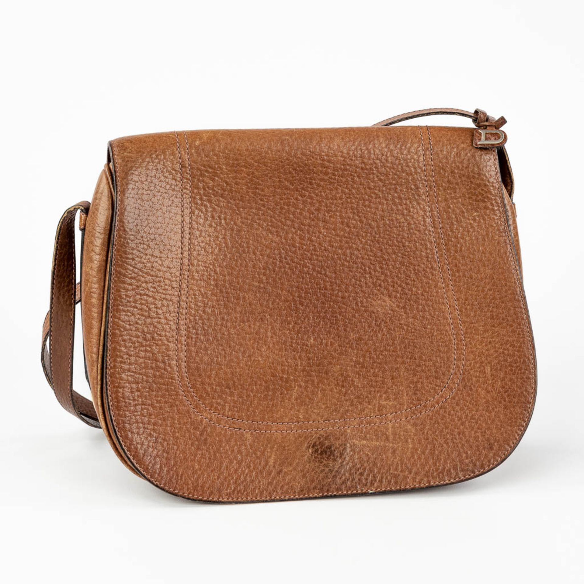 Delvaux, a cross-body handbag made of brown leather. (W:26 x H:22 cm) - Image 9 of 16