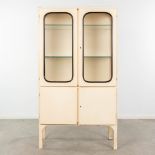 A mid-century medicine cabinet made of painted metal and glass. (L:48 x W:100 x H:180 cm)