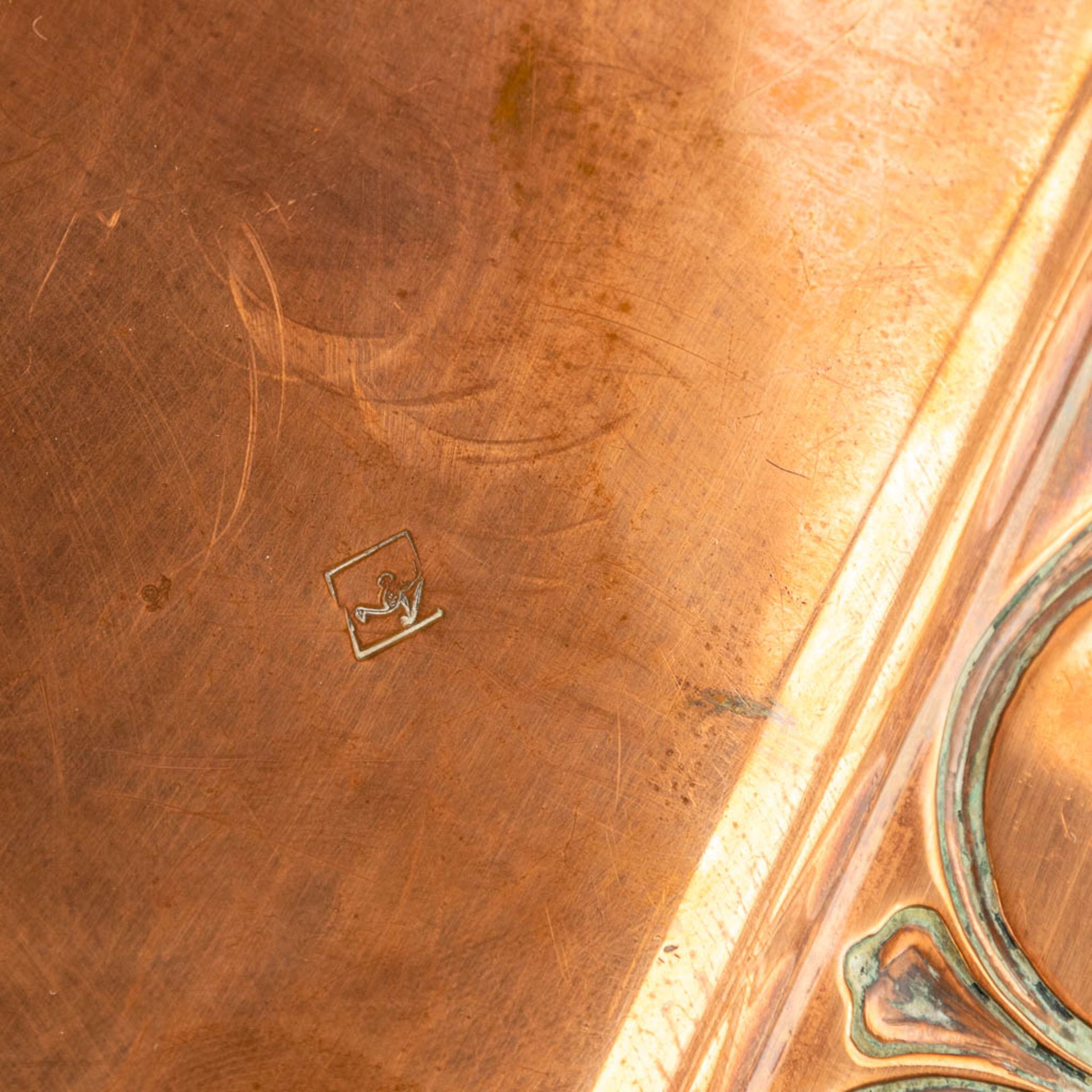 A collection of trays and table accessories made of copper in art nouveau style (L:43 x W:27 cm) - Bild 16 aus 17