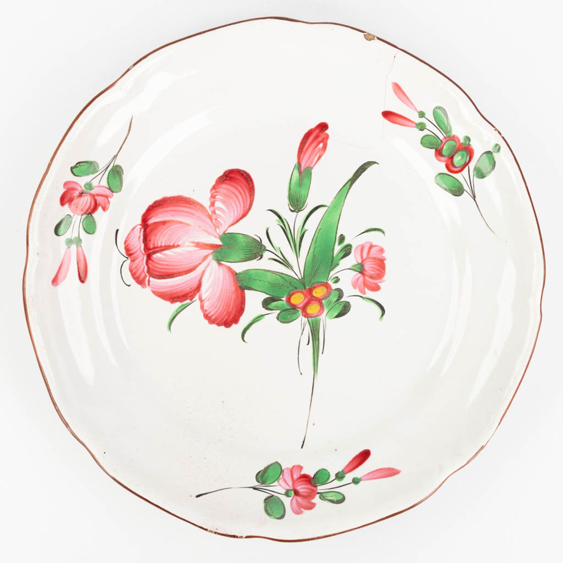 Faience De l'Est, a large collection of 24 plates with hand-painted flower decor. (D:22,5 cm) - Bild 8 aus 28