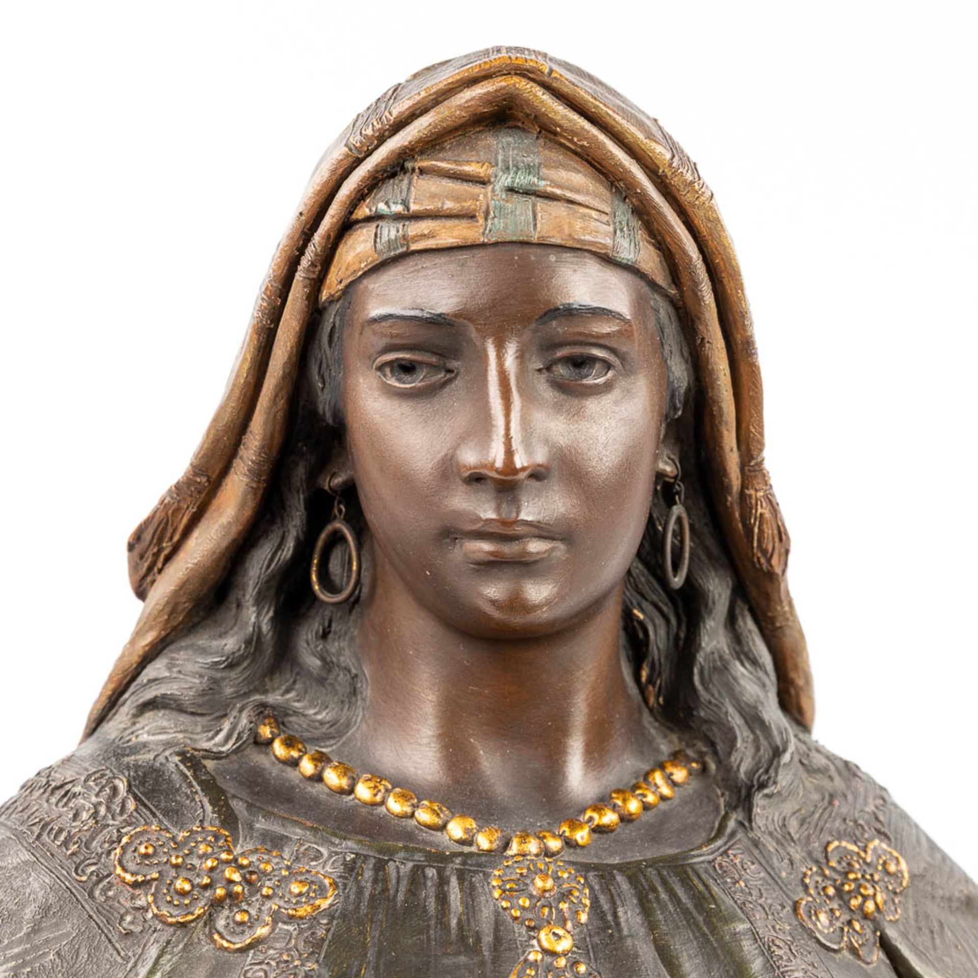 Friedrich GOLDSCHEIDER (1845-1897) 'Bust of a Berber' patinated terracotta. (W:28 x H:44 cm) - Image 11 of 13