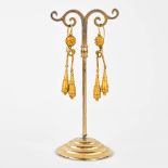 A pair of antique Victorian earrings, made of 18 kt gold. 3,57g.