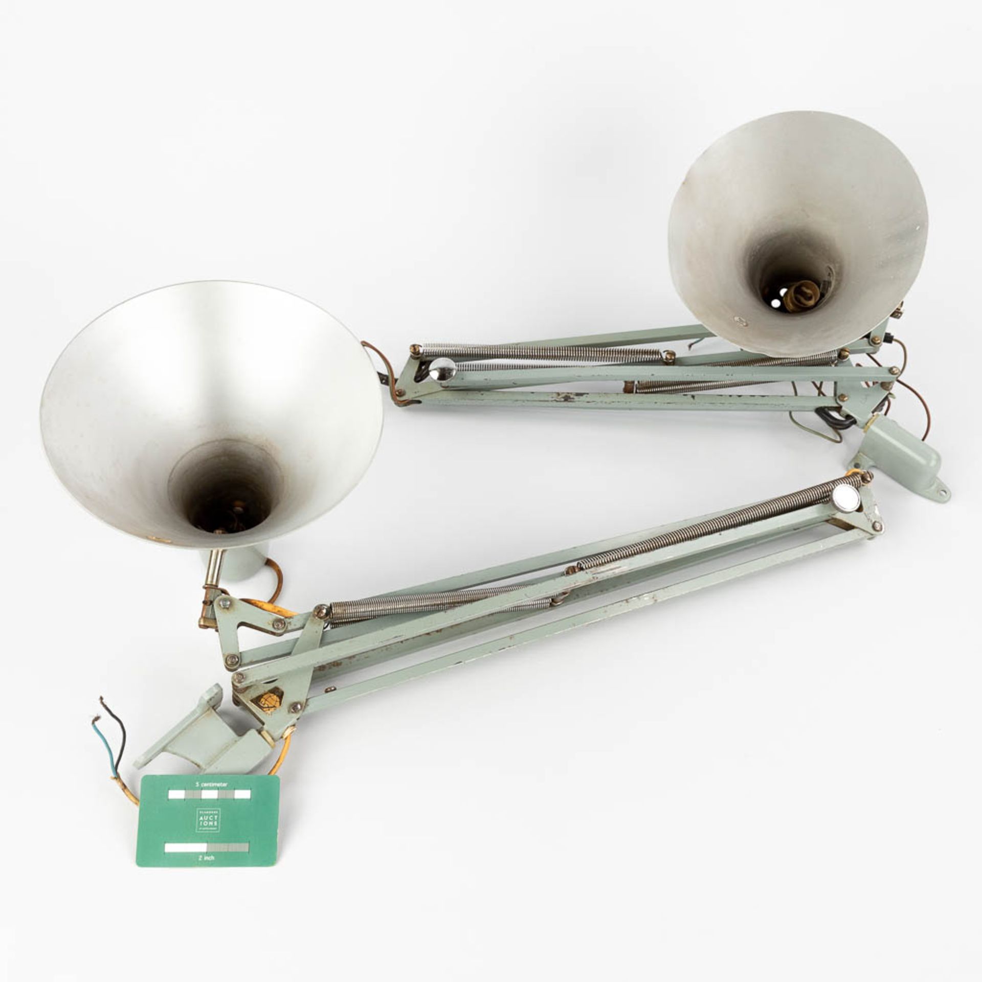 Luxo, a collection of 2 desk or wall mounted lamps. Circa 1940-1950. (W:94 x D:19,5 cm) - Image 6 of 16